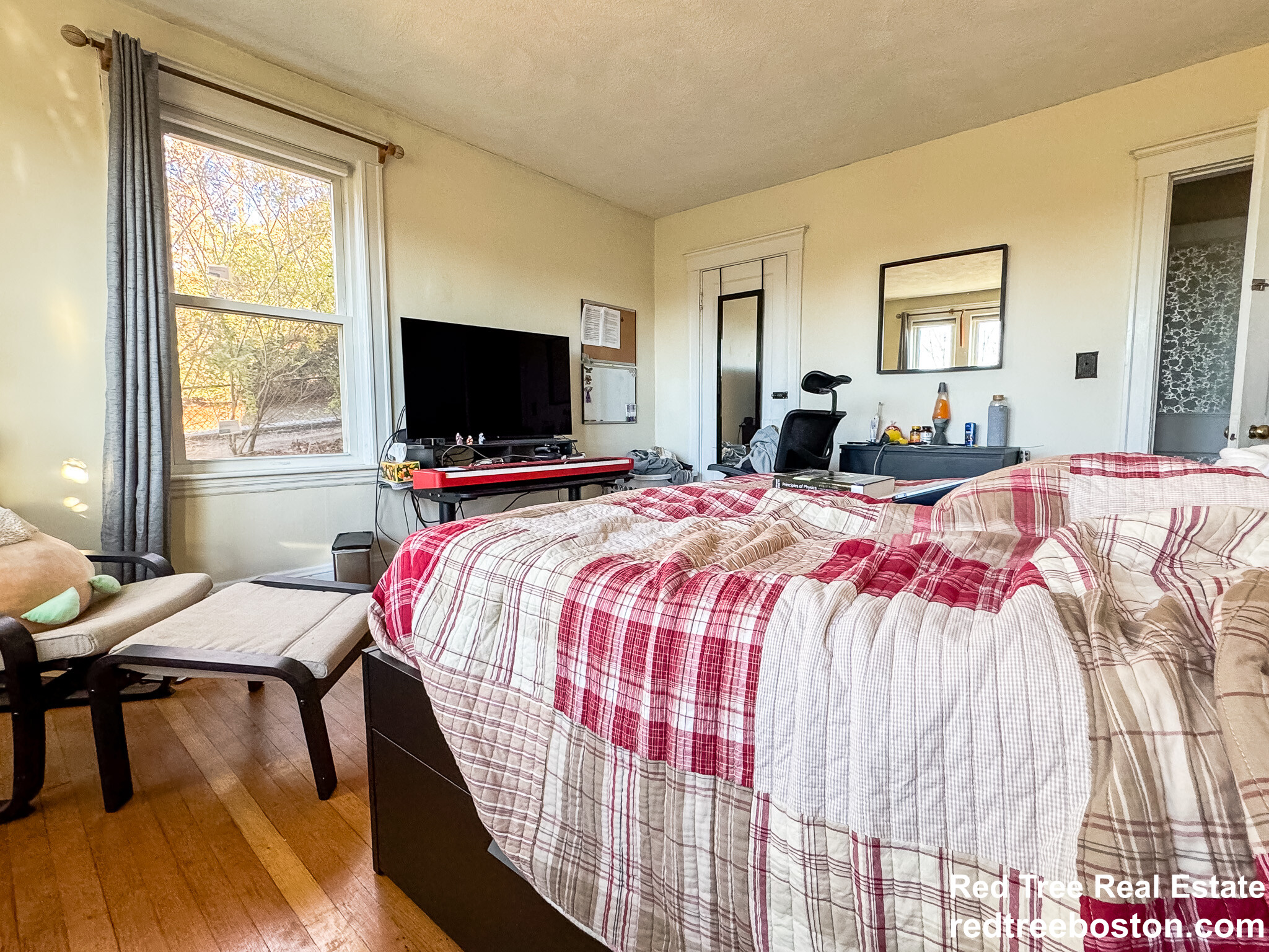 28 Manet Rd, Chestnut Hill (Newton)