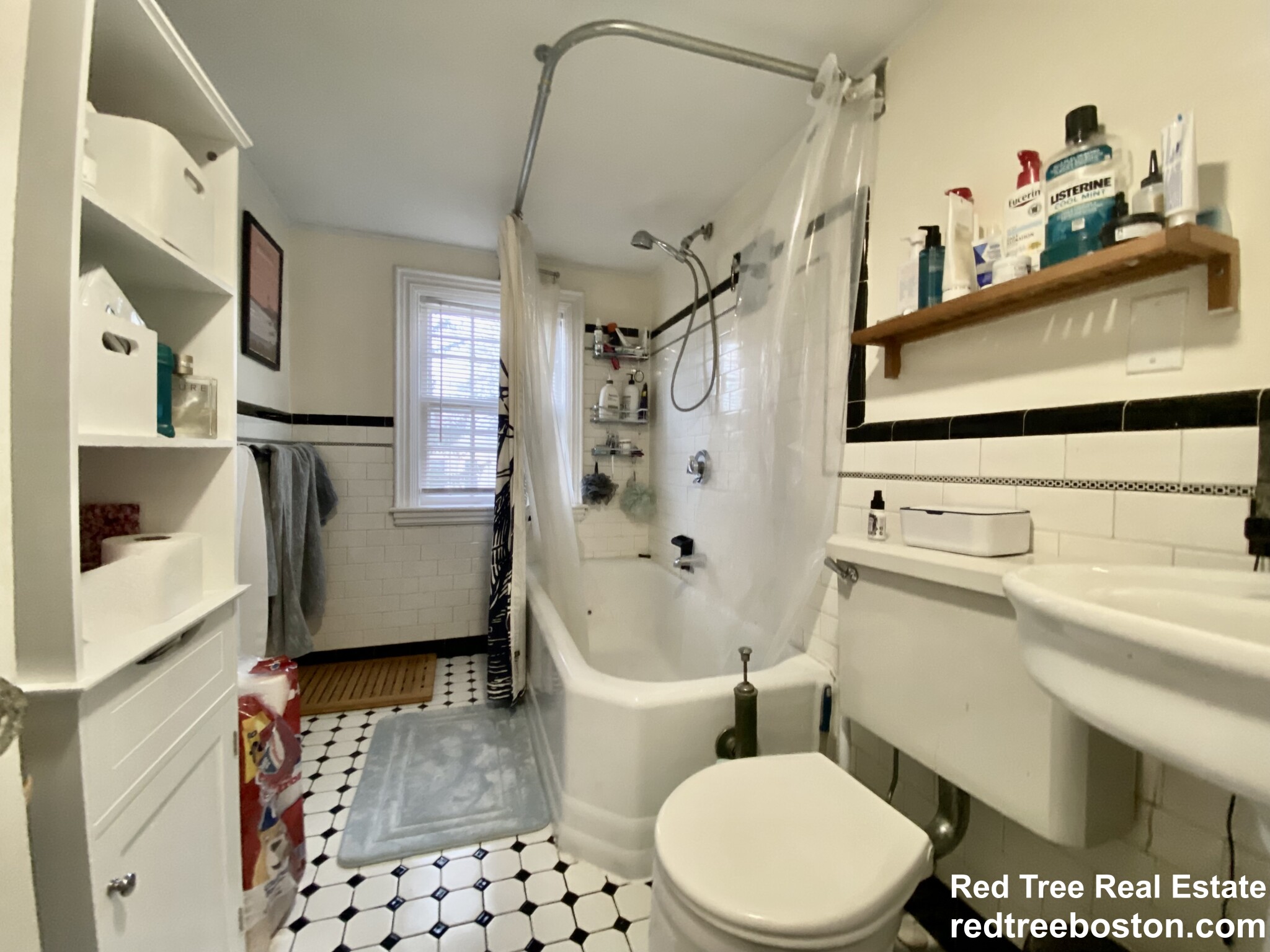 24 Grovenor Rd, Jamaica Plain