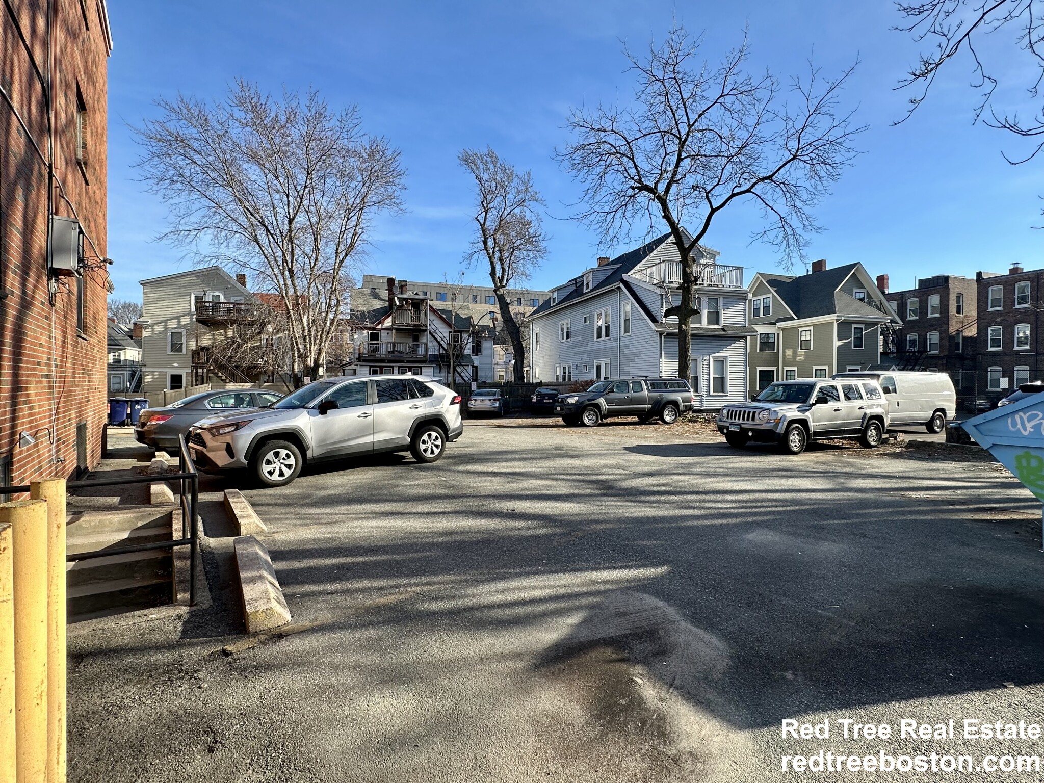 47 Gardner St, Allston