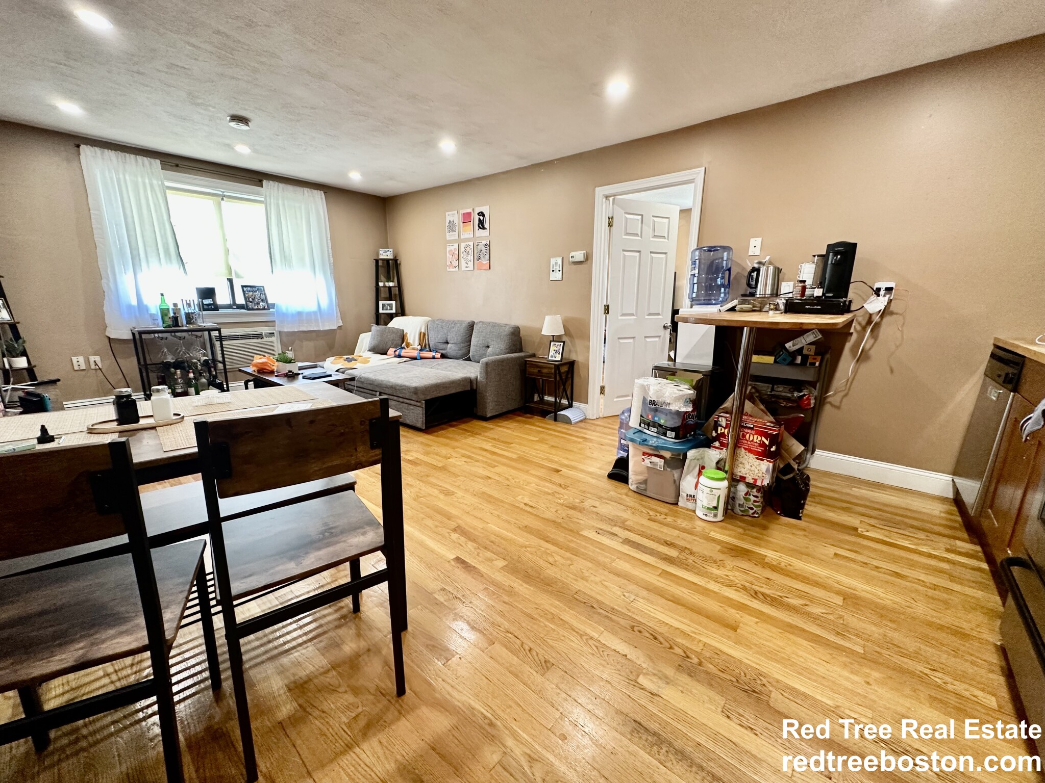 47 Gardner St, Allston