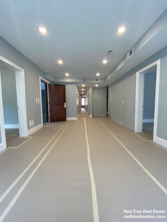 186 Kelton St, Allston