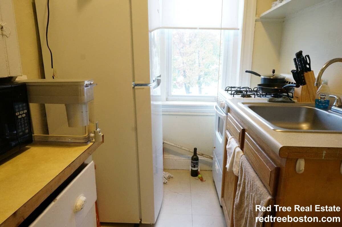 60 Woodstock Ave, Allston