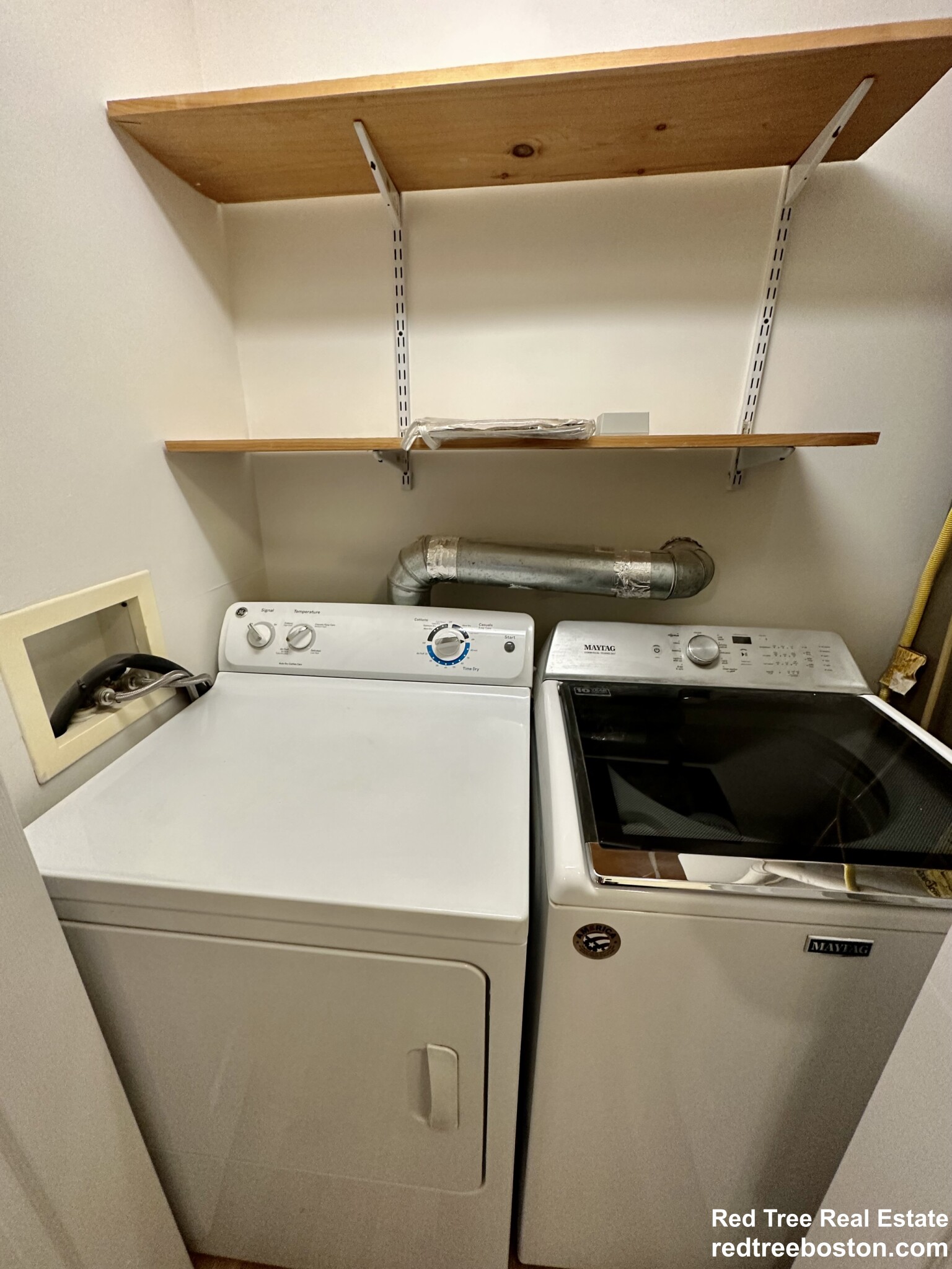 8 White Ave, Chestnut Hill