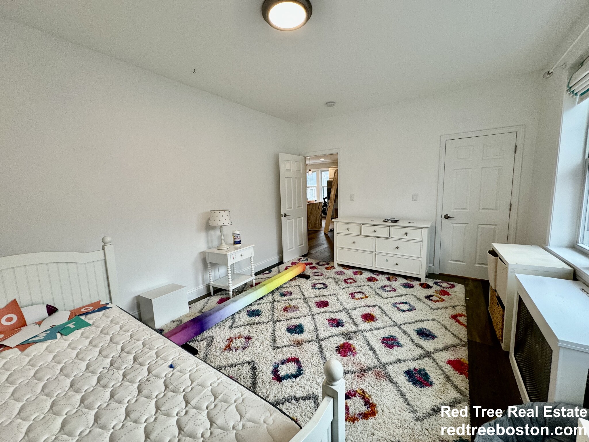 453 Washington St, Brookline Hills