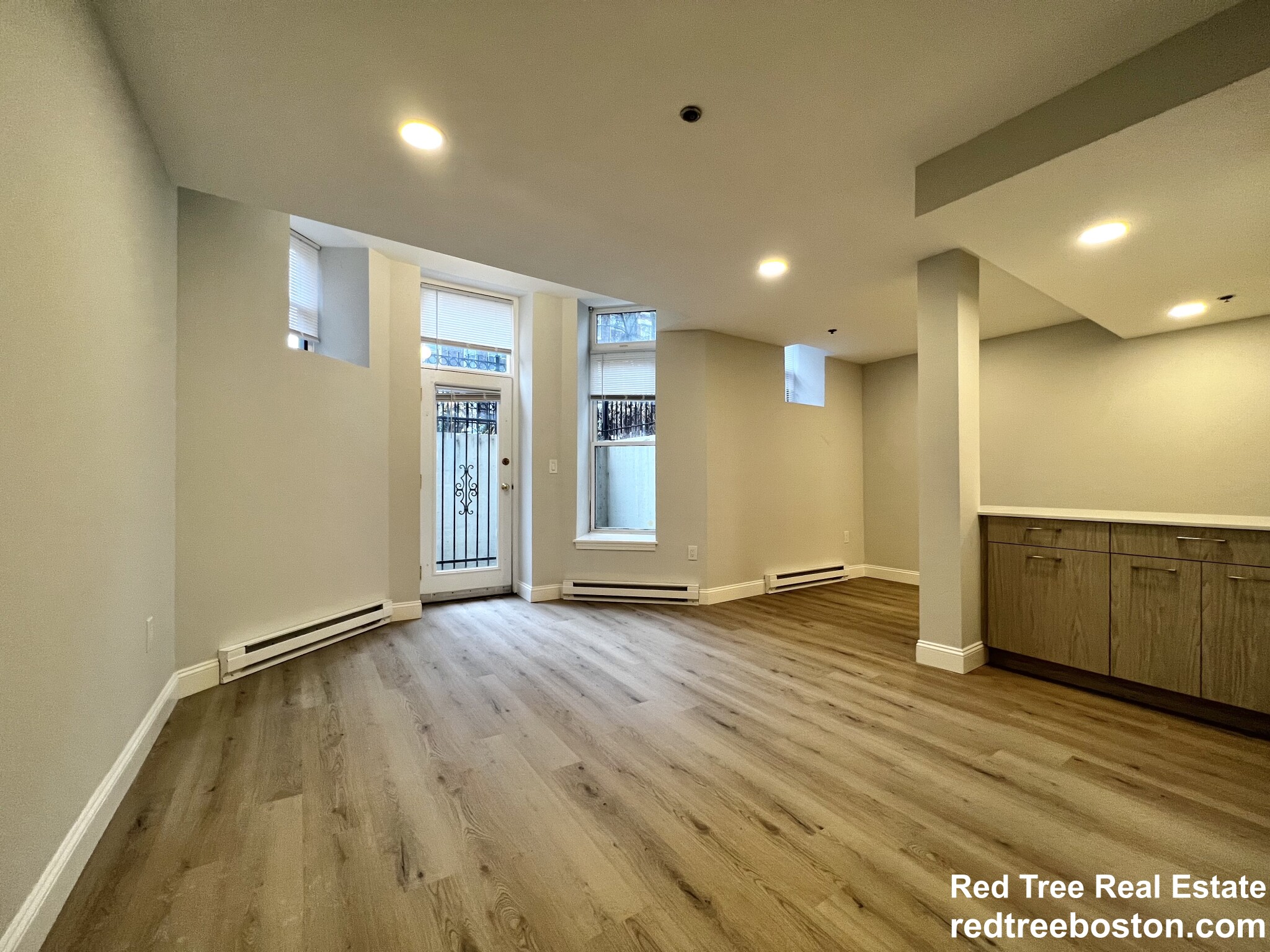 15 Queensberry St, Fenway