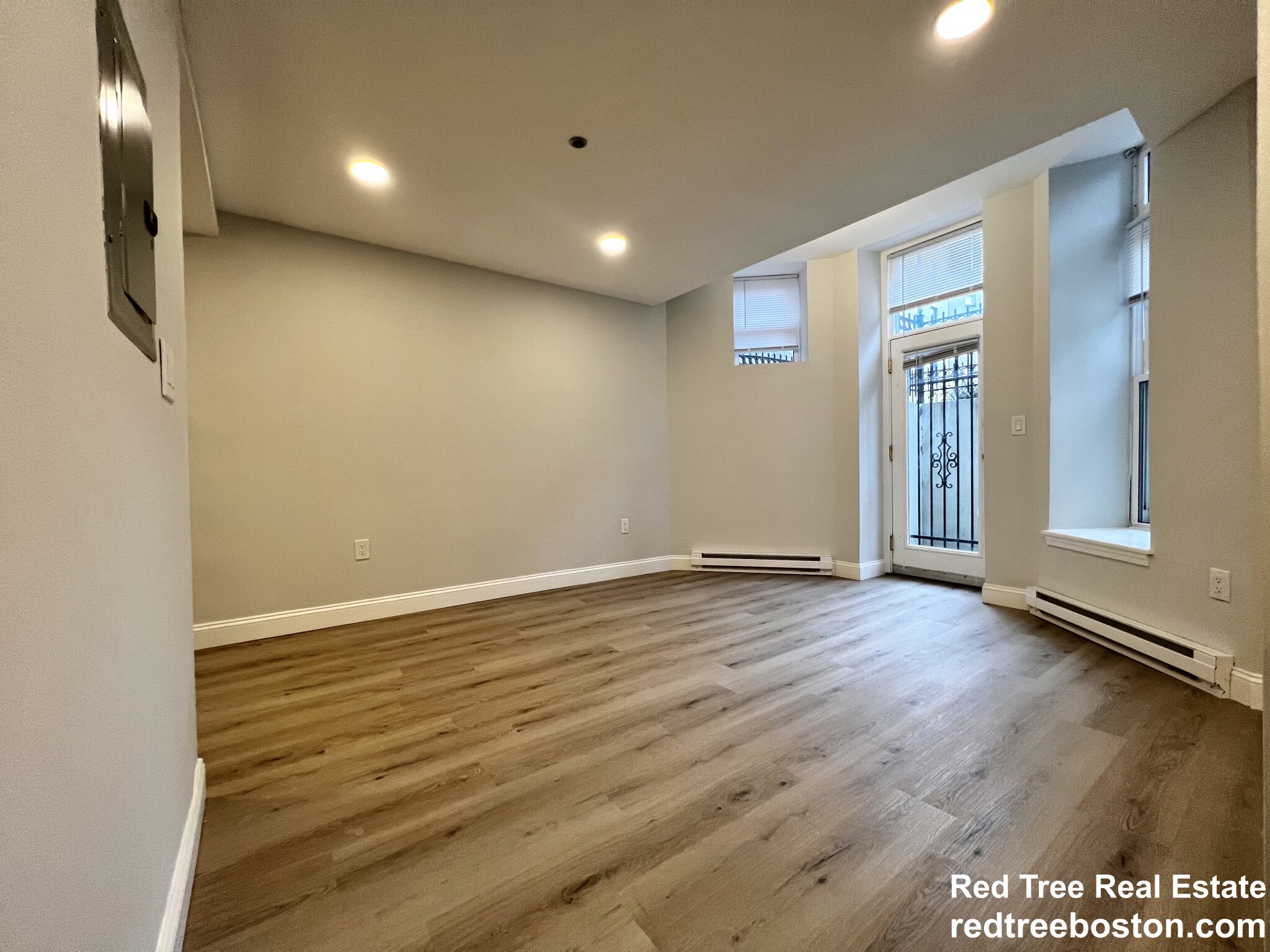 15 Queensberry St, Fenway