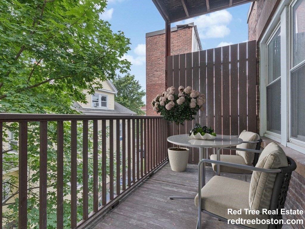 514 516 Harvard St, Coolidge Corner