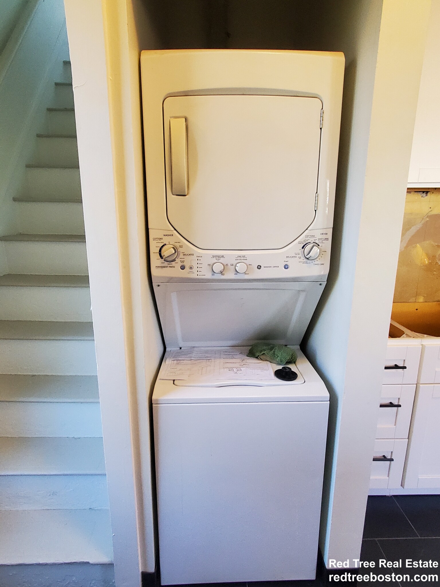 83 Church St, Newton Corner