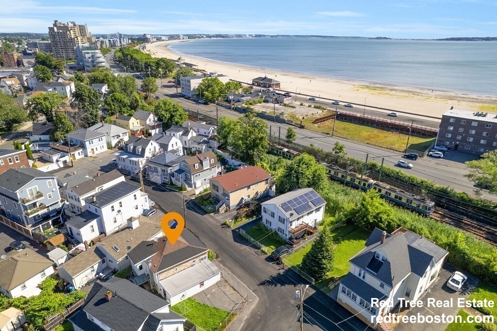 15 Avalon St, Revere