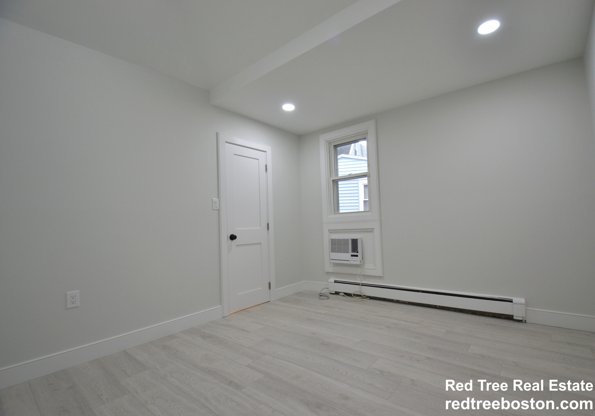 15 Avalon St, Revere