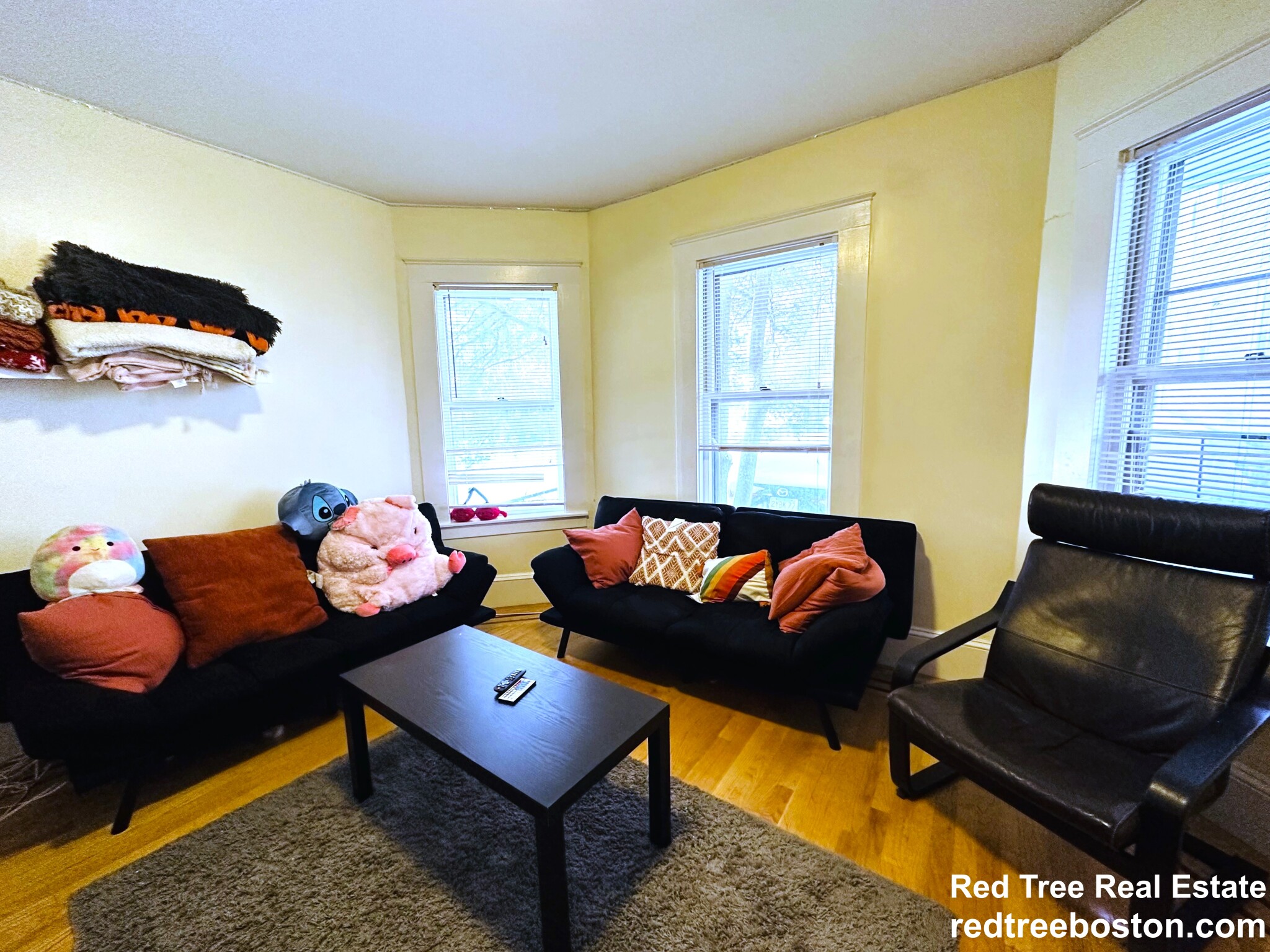 28 R Cherry St, Prospect Hill