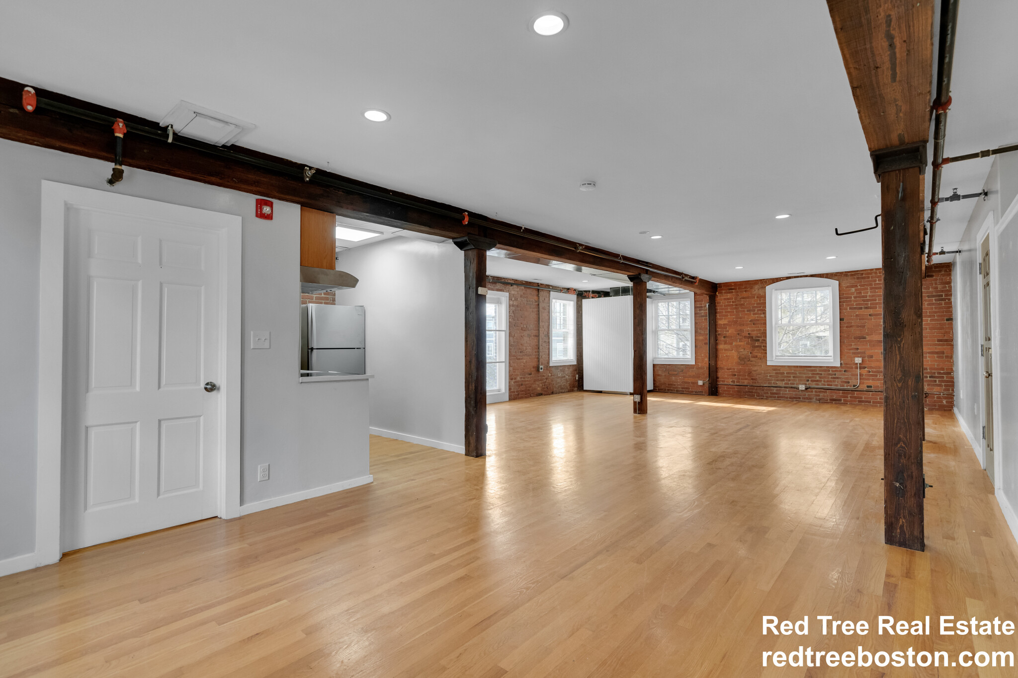 14 Meehan St, Jamaica Plain