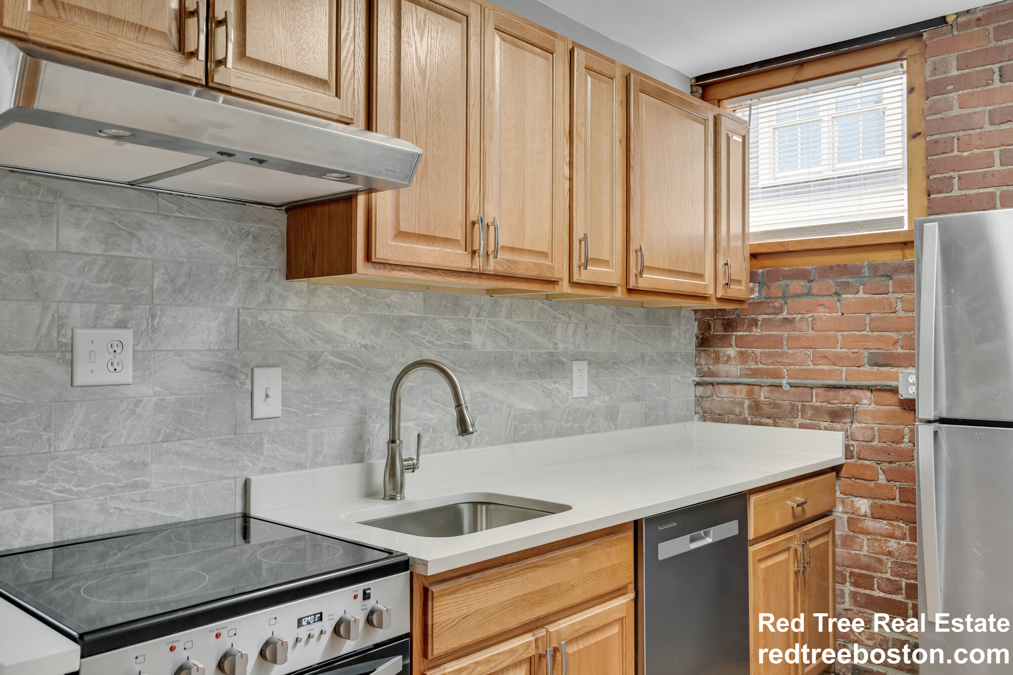 14 Meehan St, Jamaica Plain