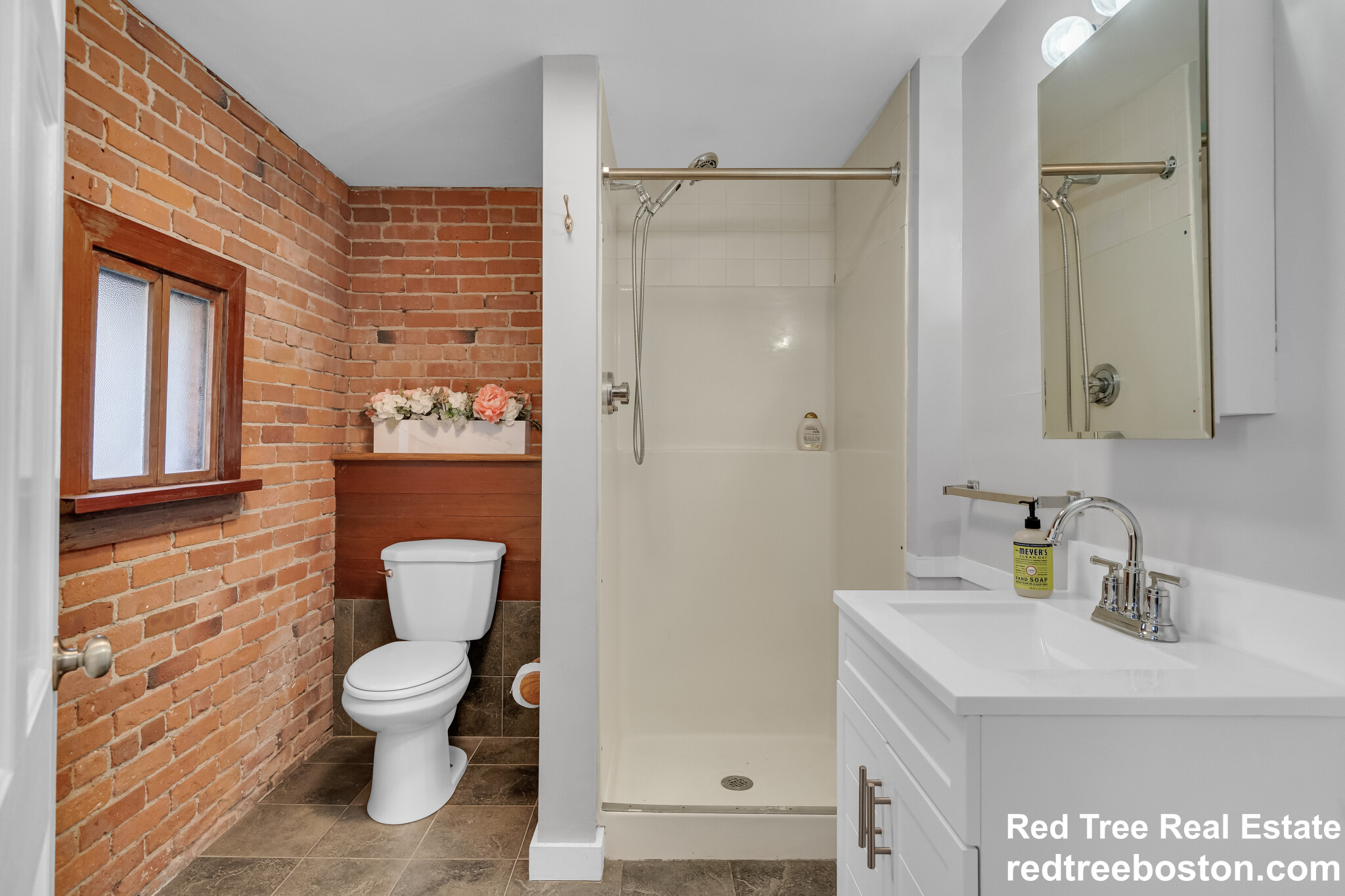 14 Meehan St, Jamaica Plain