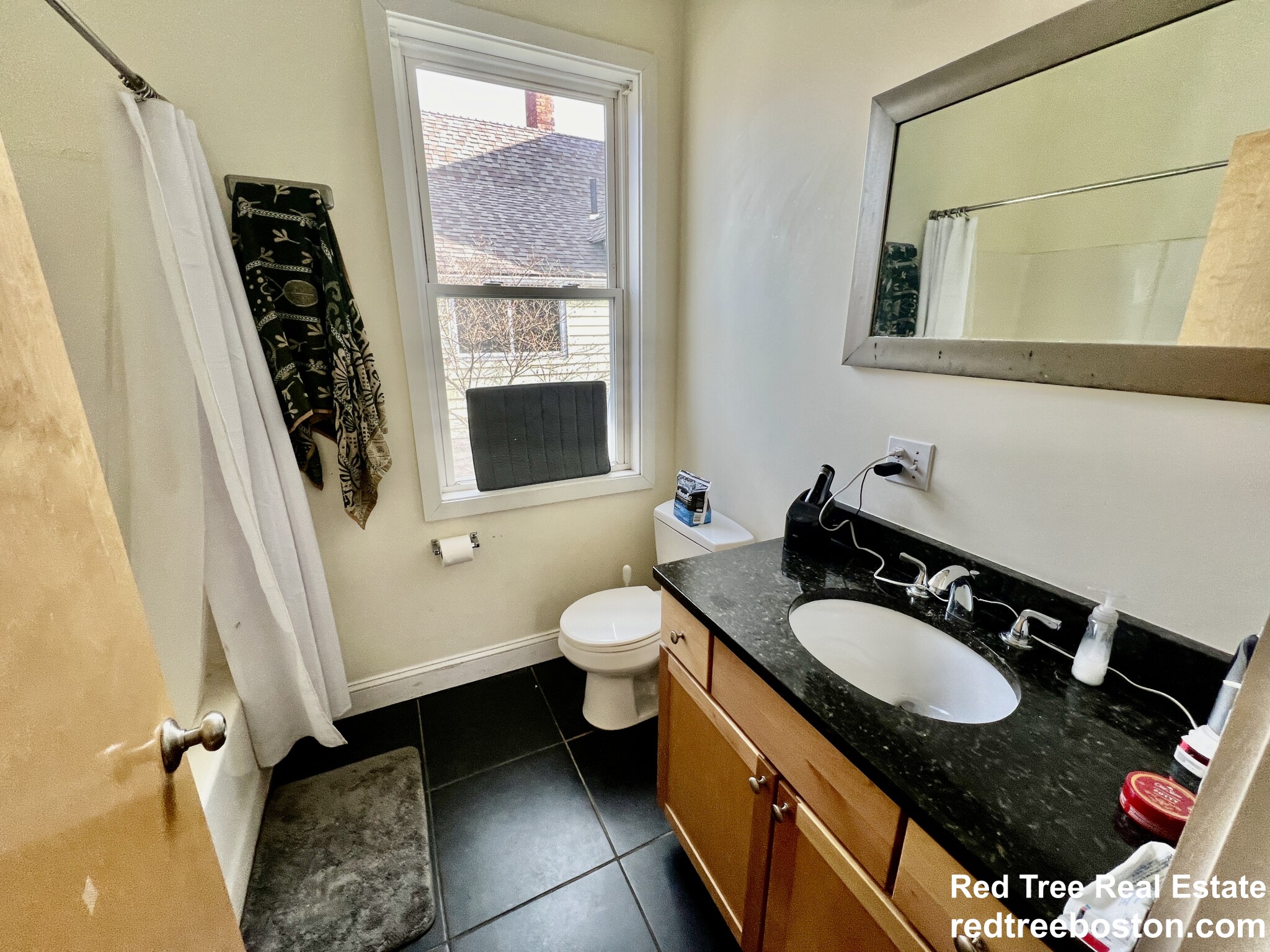 24 Ashford St, Allston