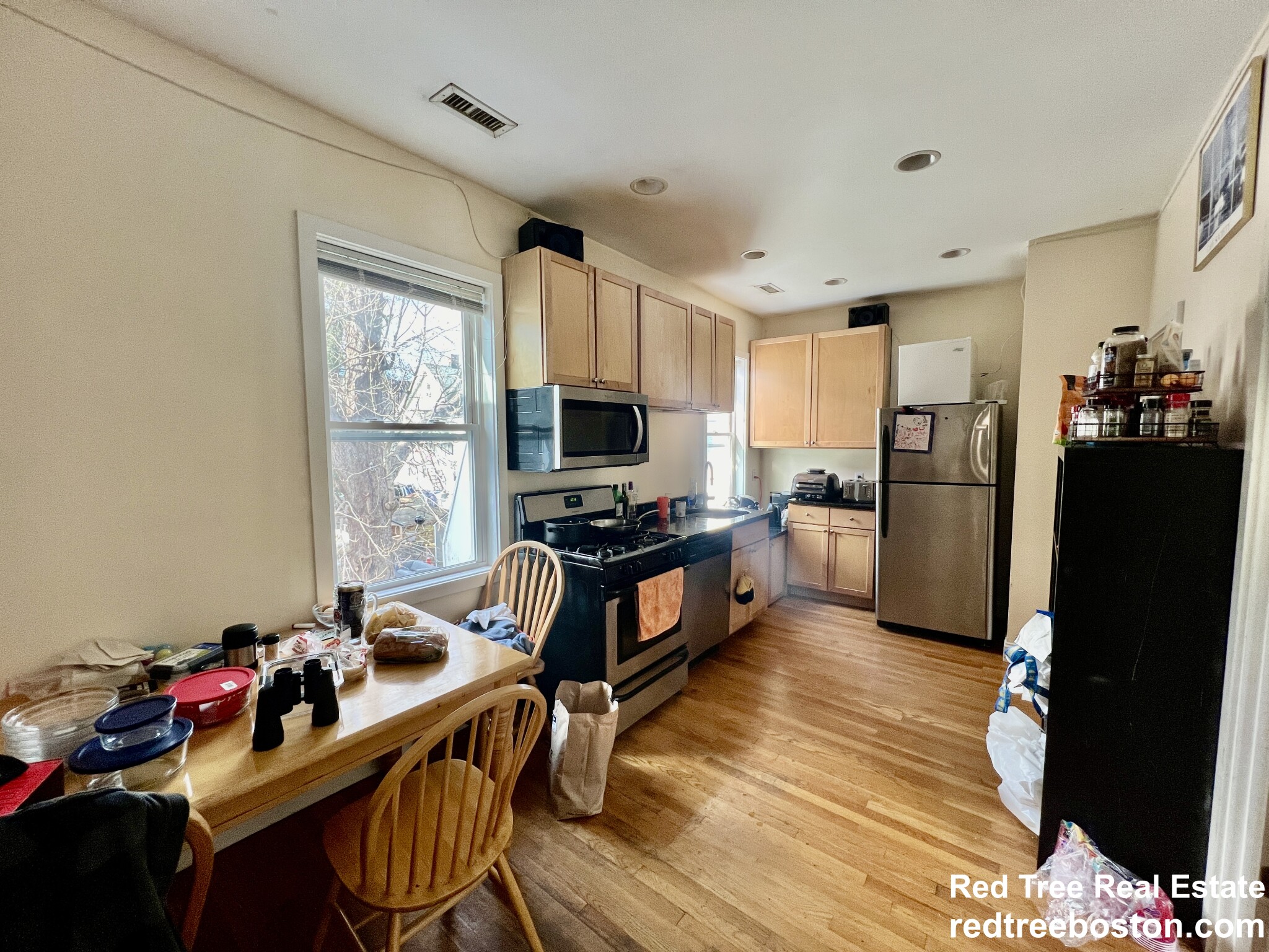 24 Ashford St, Allston