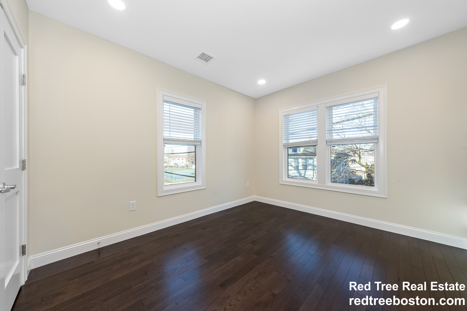 62 Bradbury Ave, Wellington