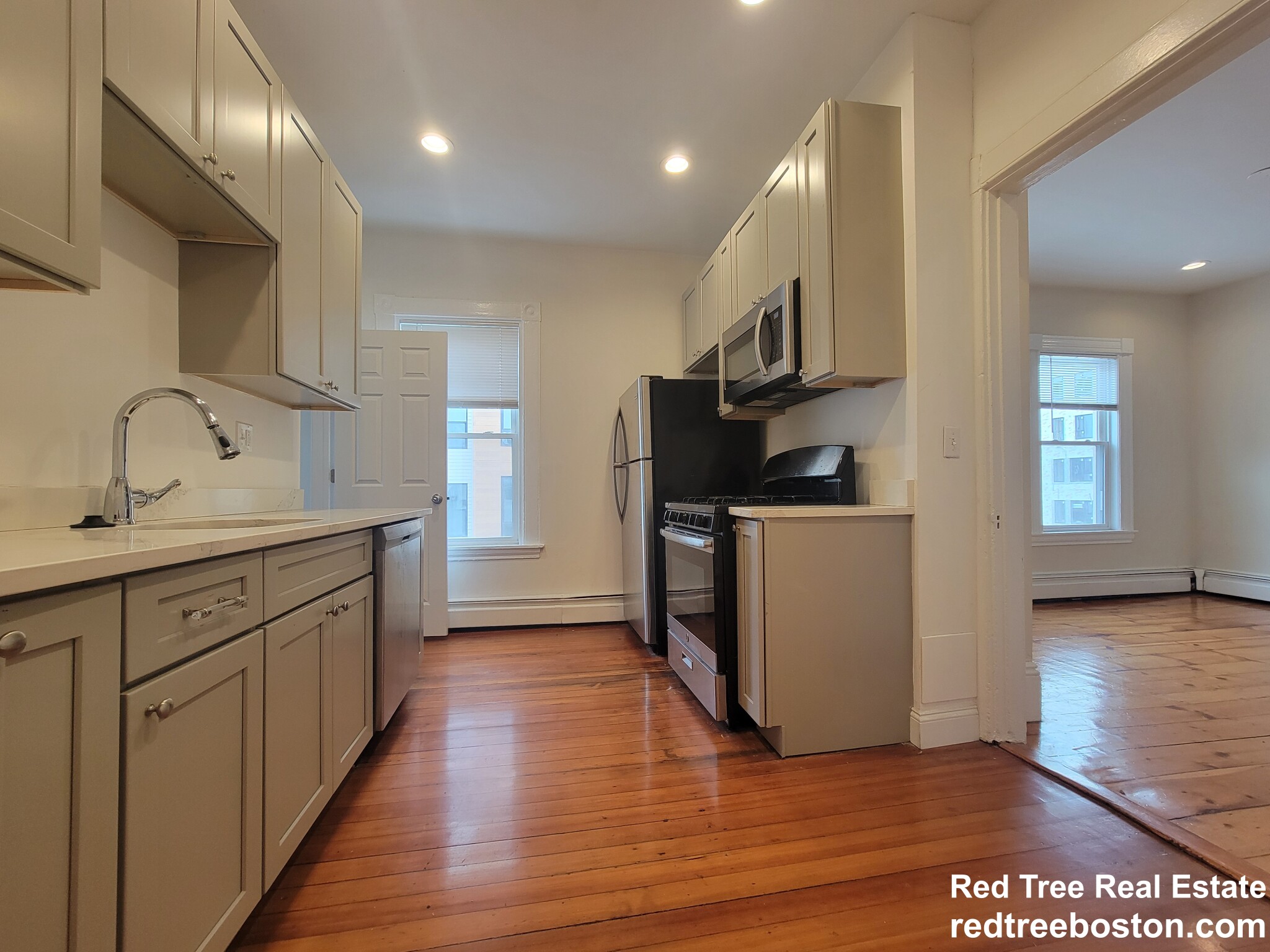 319 Dorchester St, South Boston