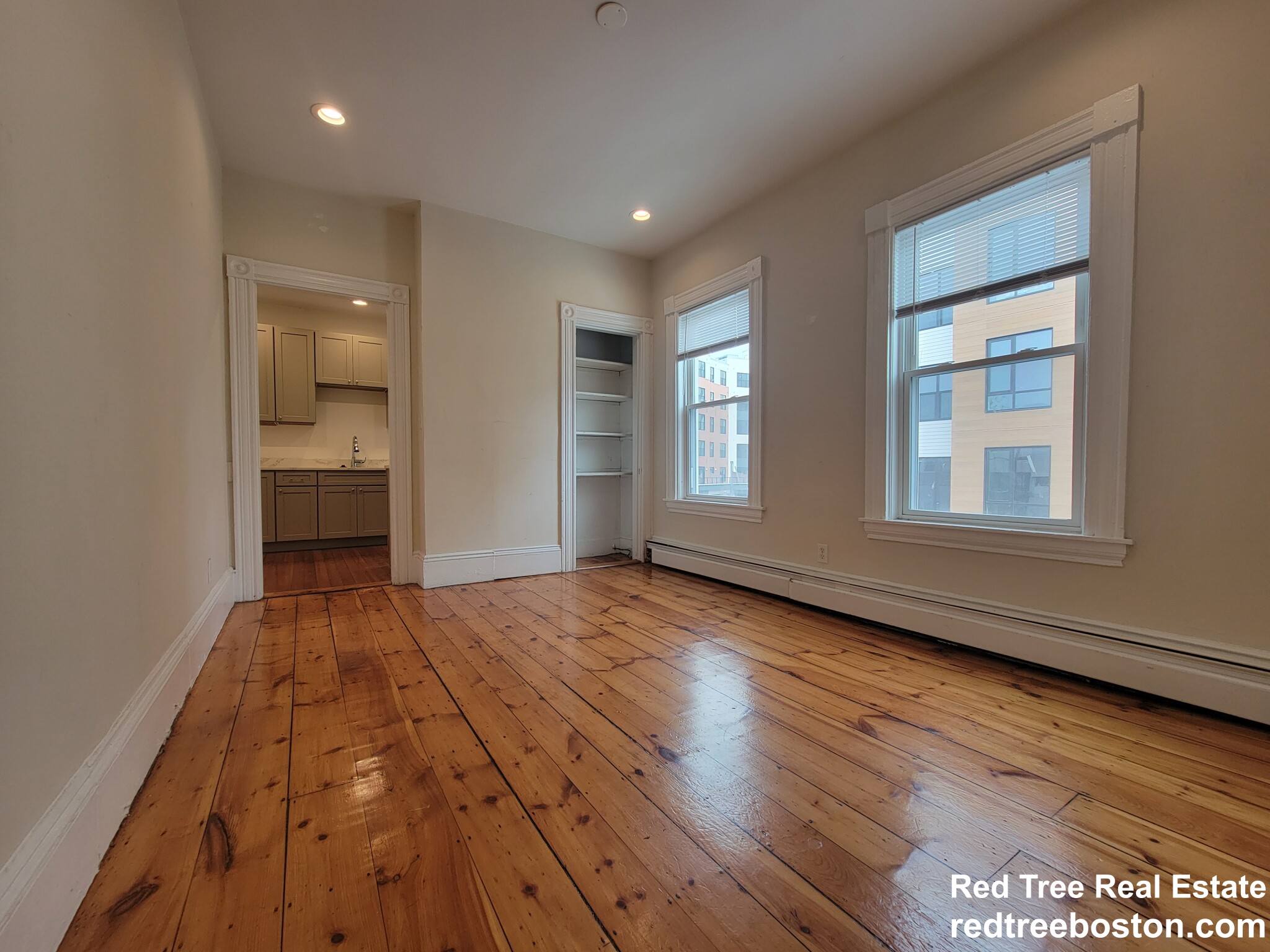 319 Dorchester St, South Boston