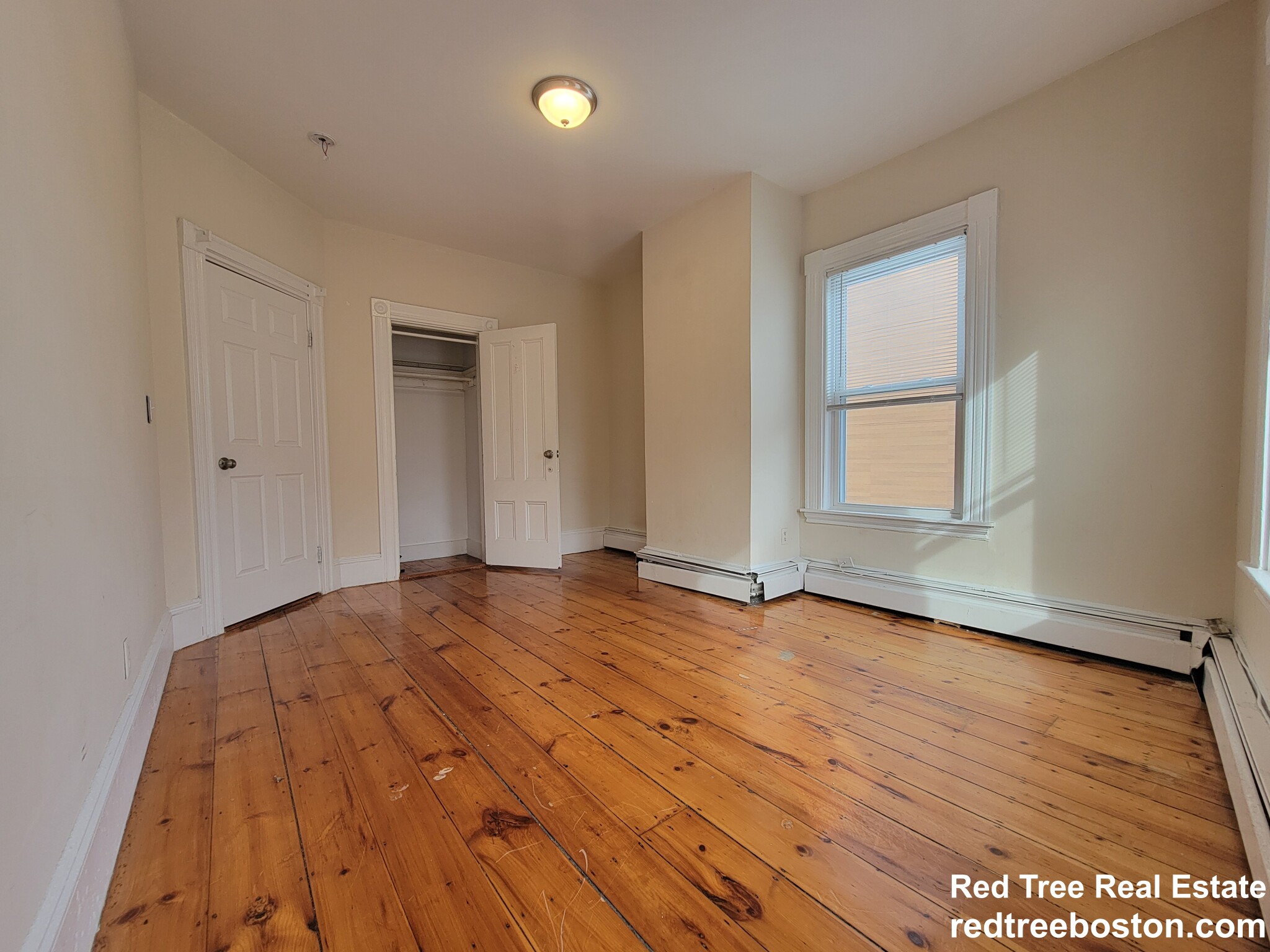 319 Dorchester St, South Boston