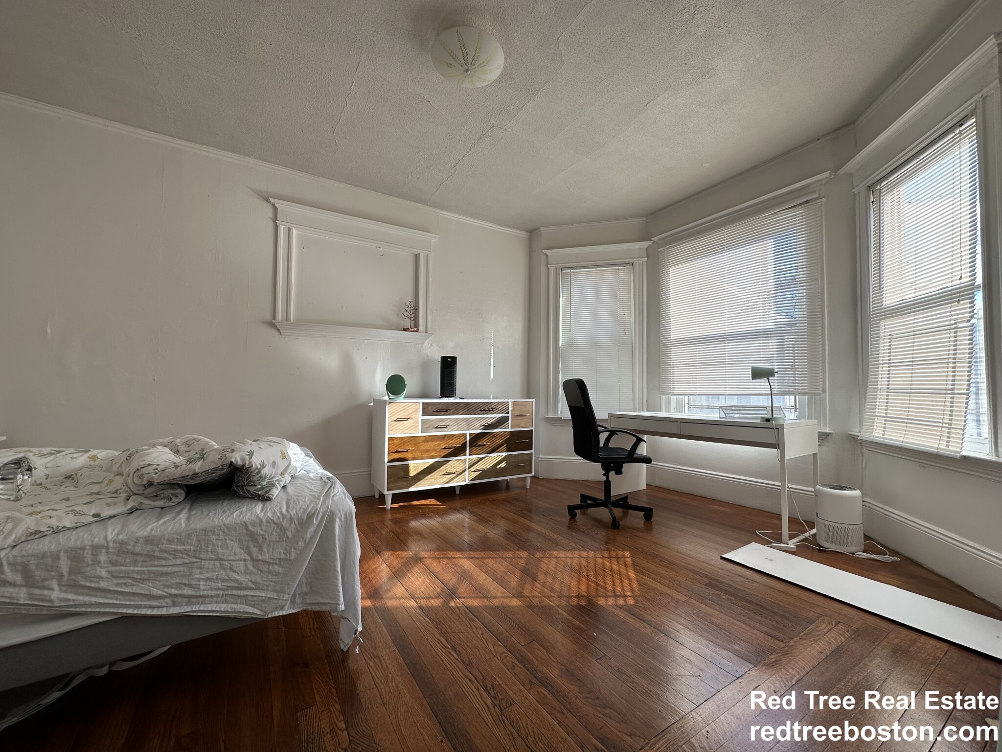 14 A Ashford St, Allston