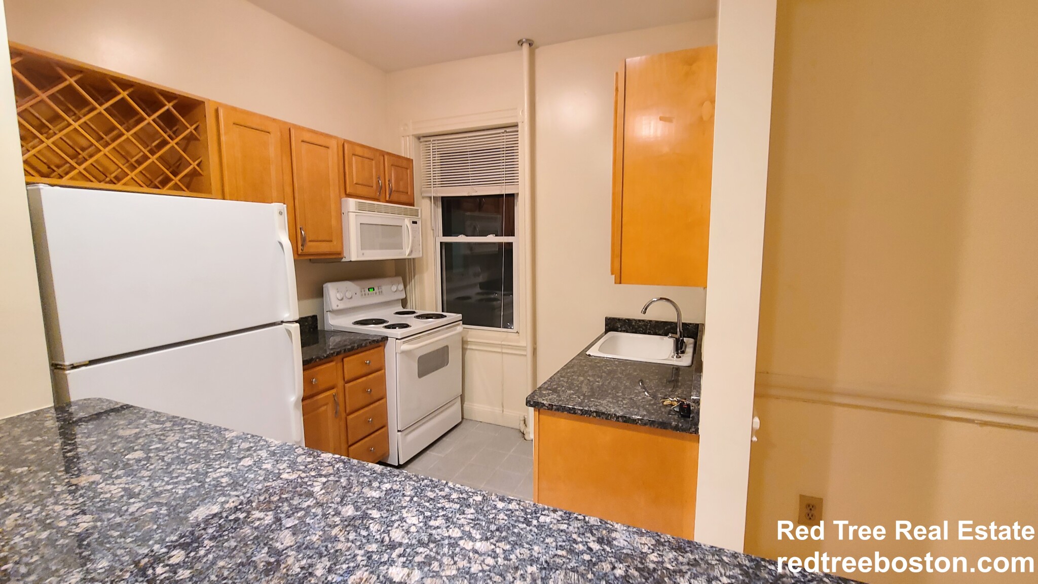 105 Queensberry St, Fenway