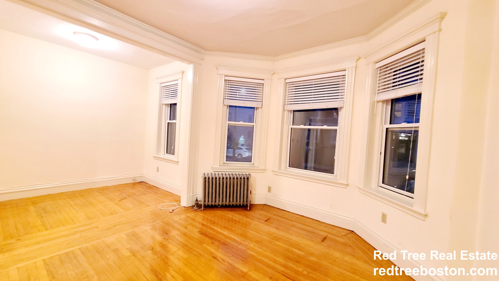 105 Queensberry St, Fenway