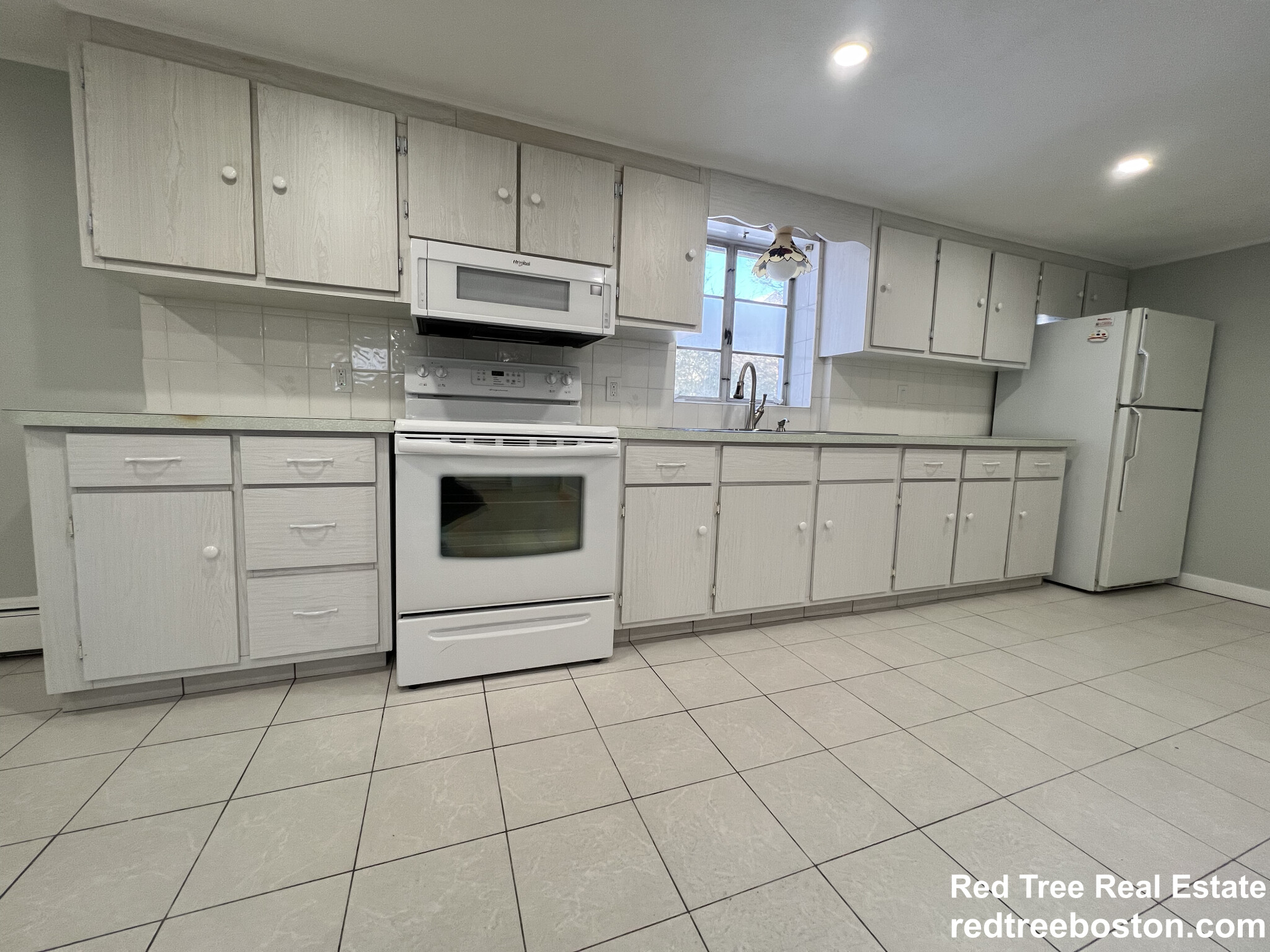 27 Church St, Malden