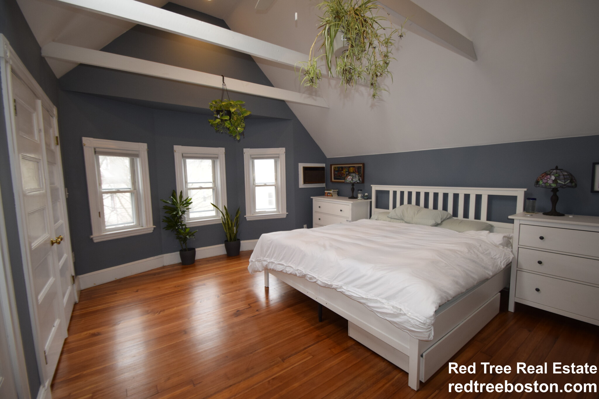 77 Brook St, Brookline Village