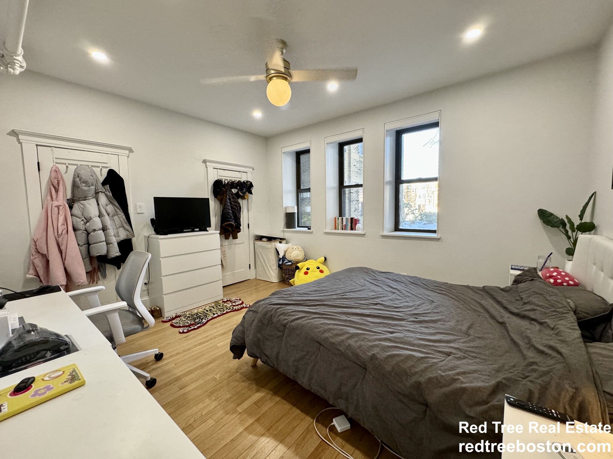 1662 Commonwealth Ave, Brighton