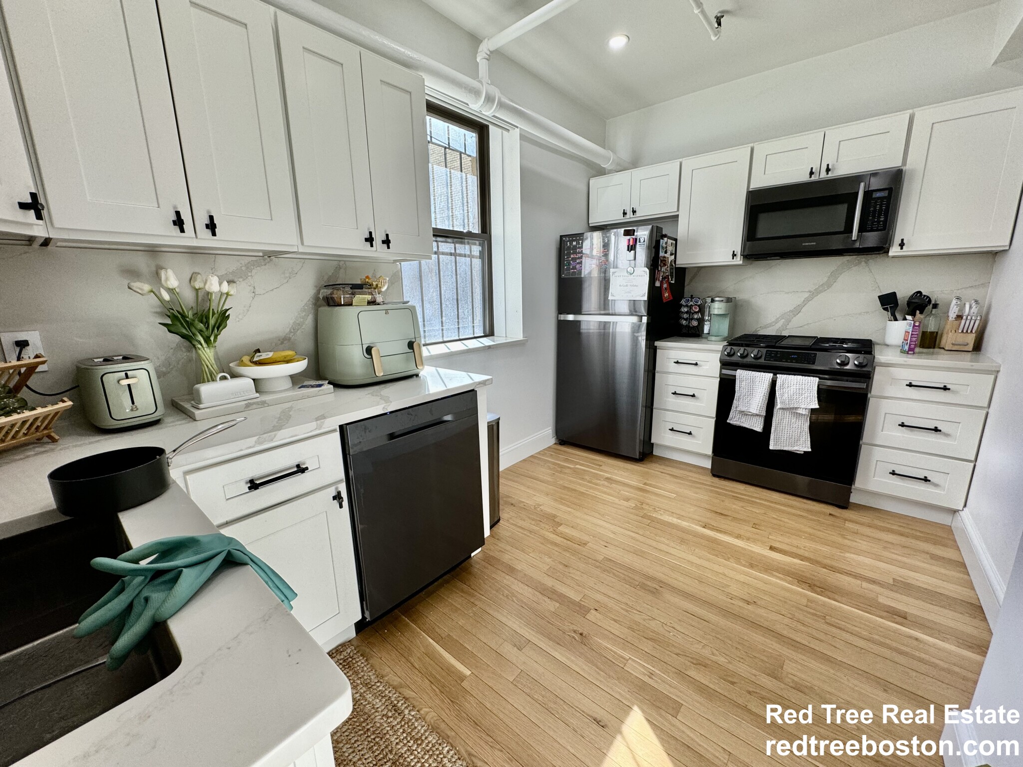 1662 Commonwealth Ave, Brighton