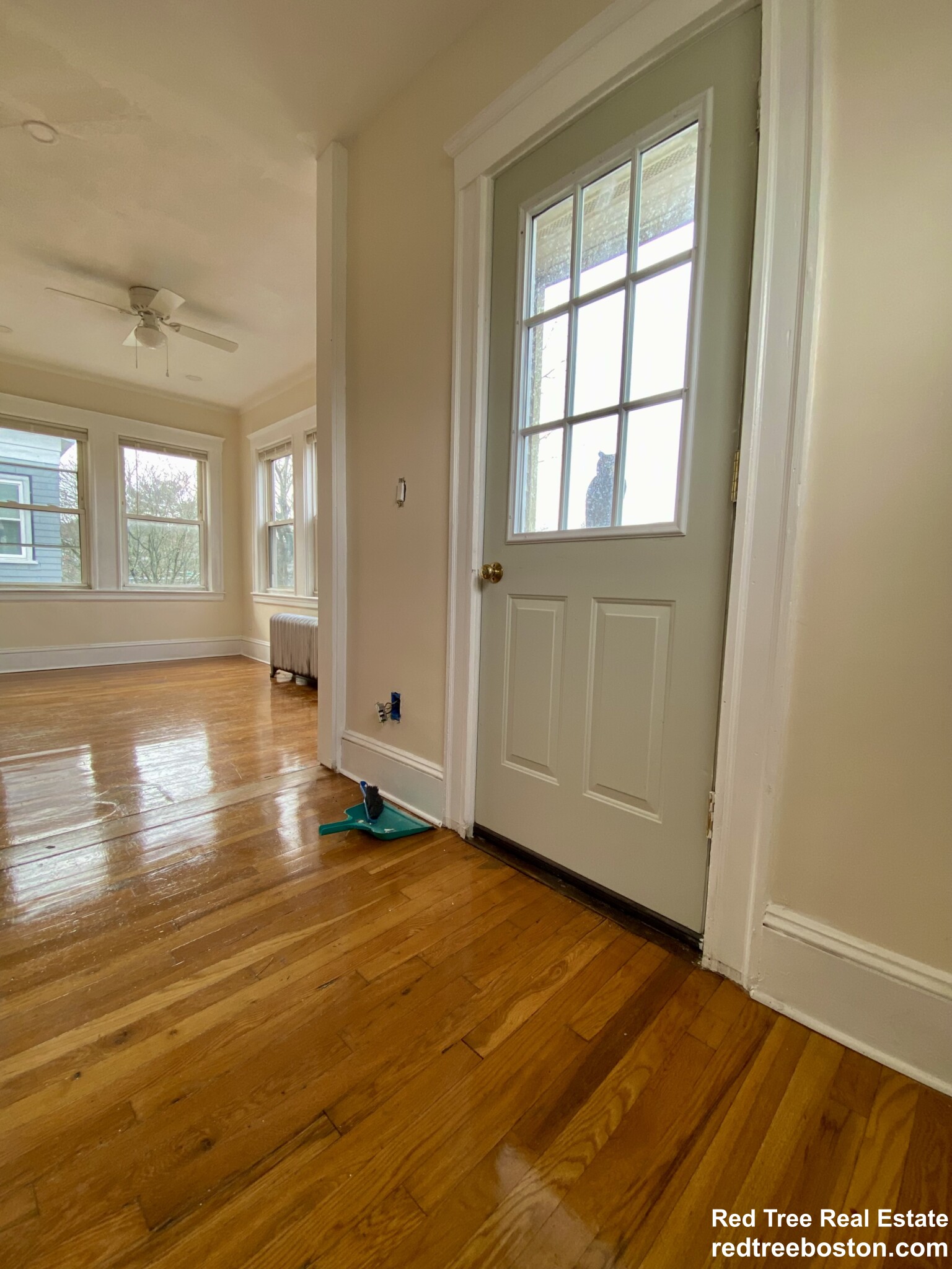 4442 Washington St, Roslindale