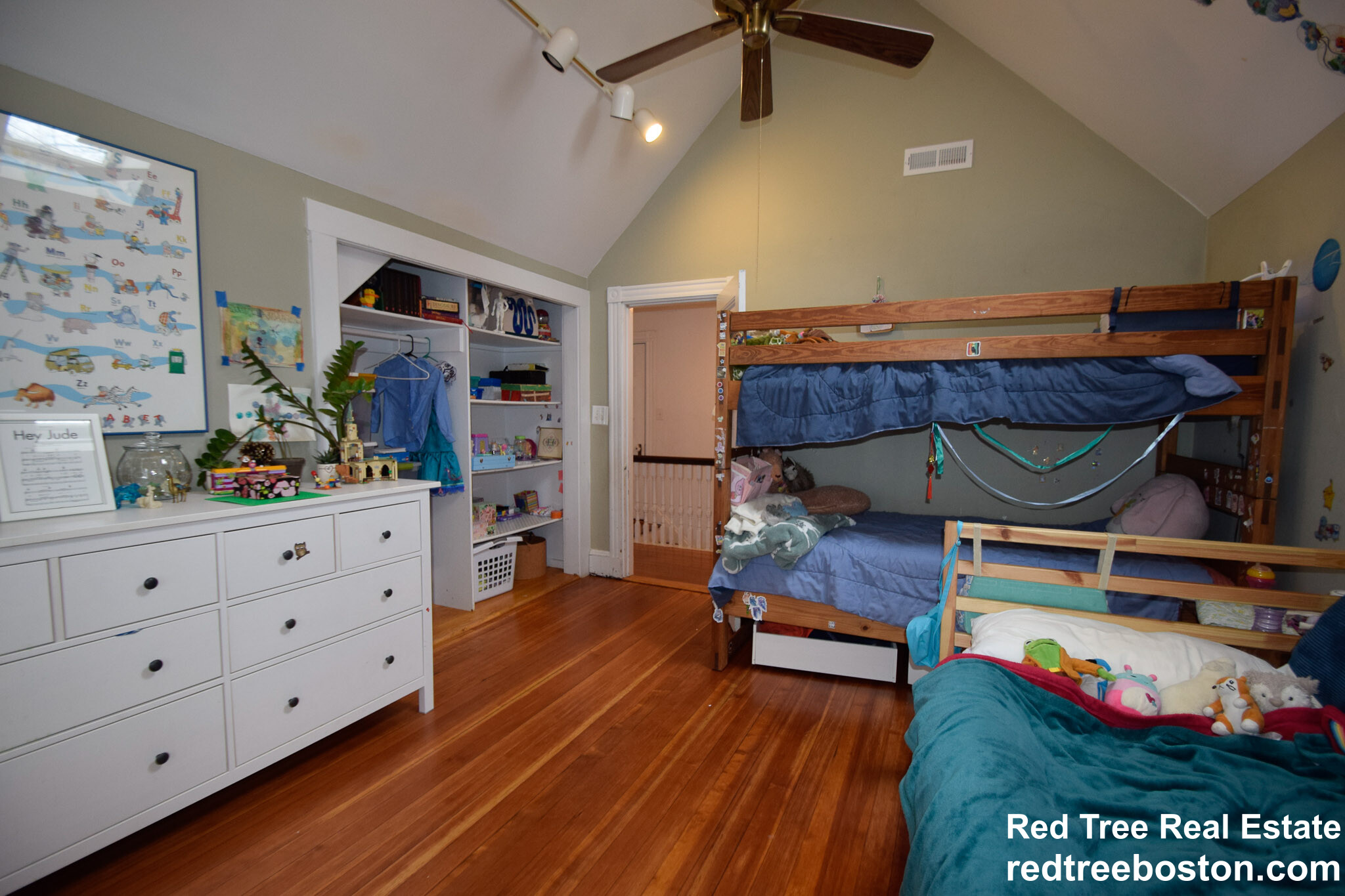 77 Brook St, Brookline Village