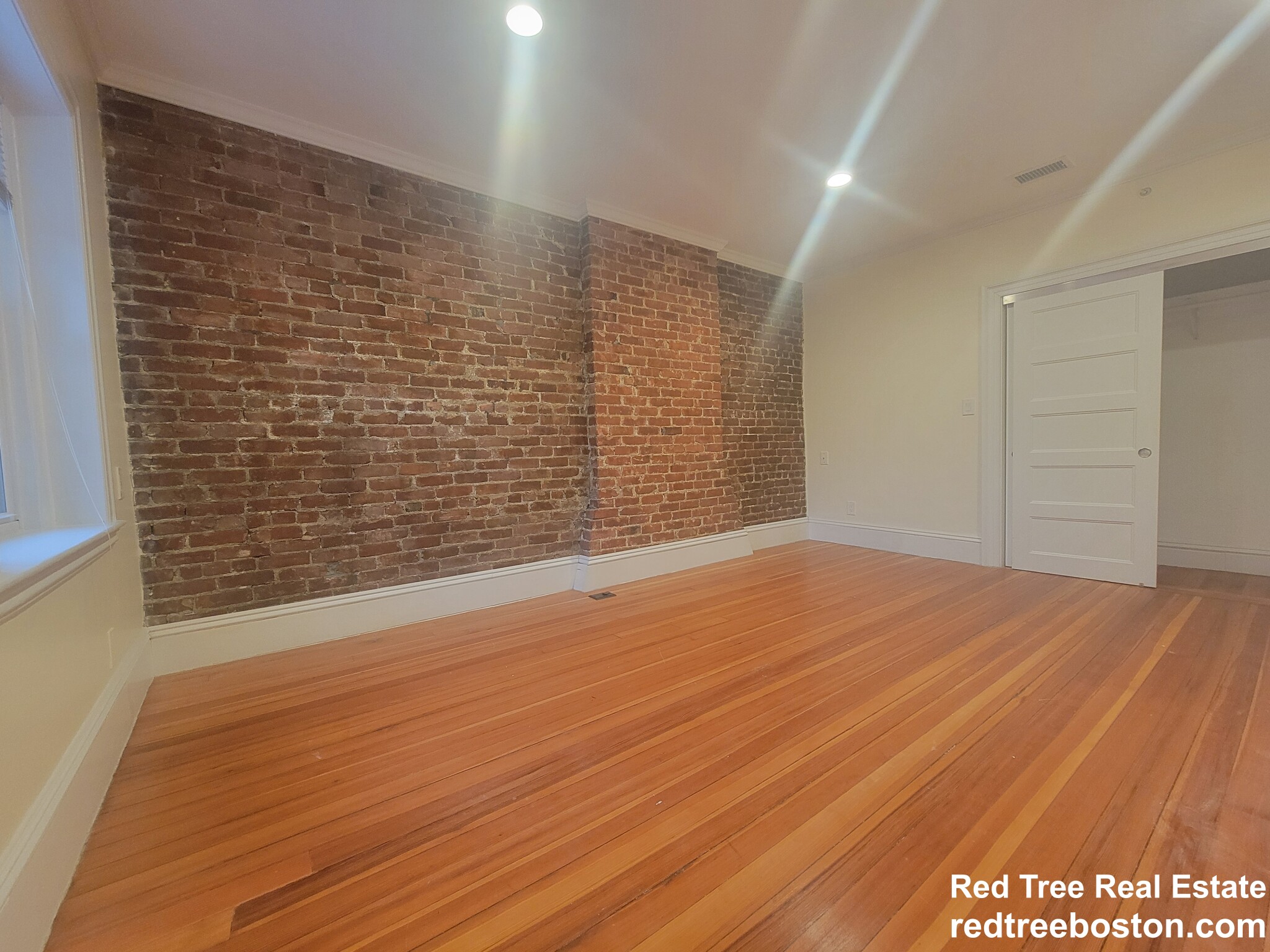 1616 Beacon St, Corey Hill