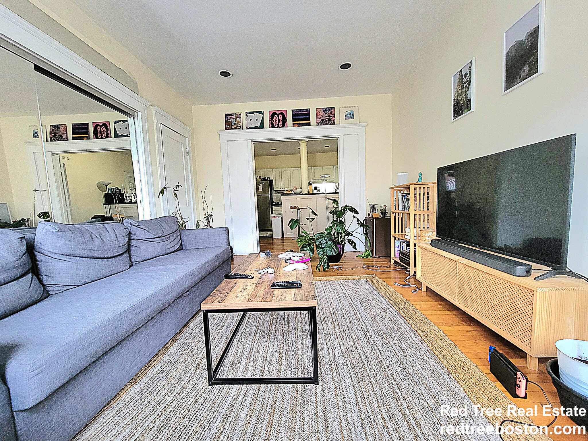 94 Pleasant St, North Brookline