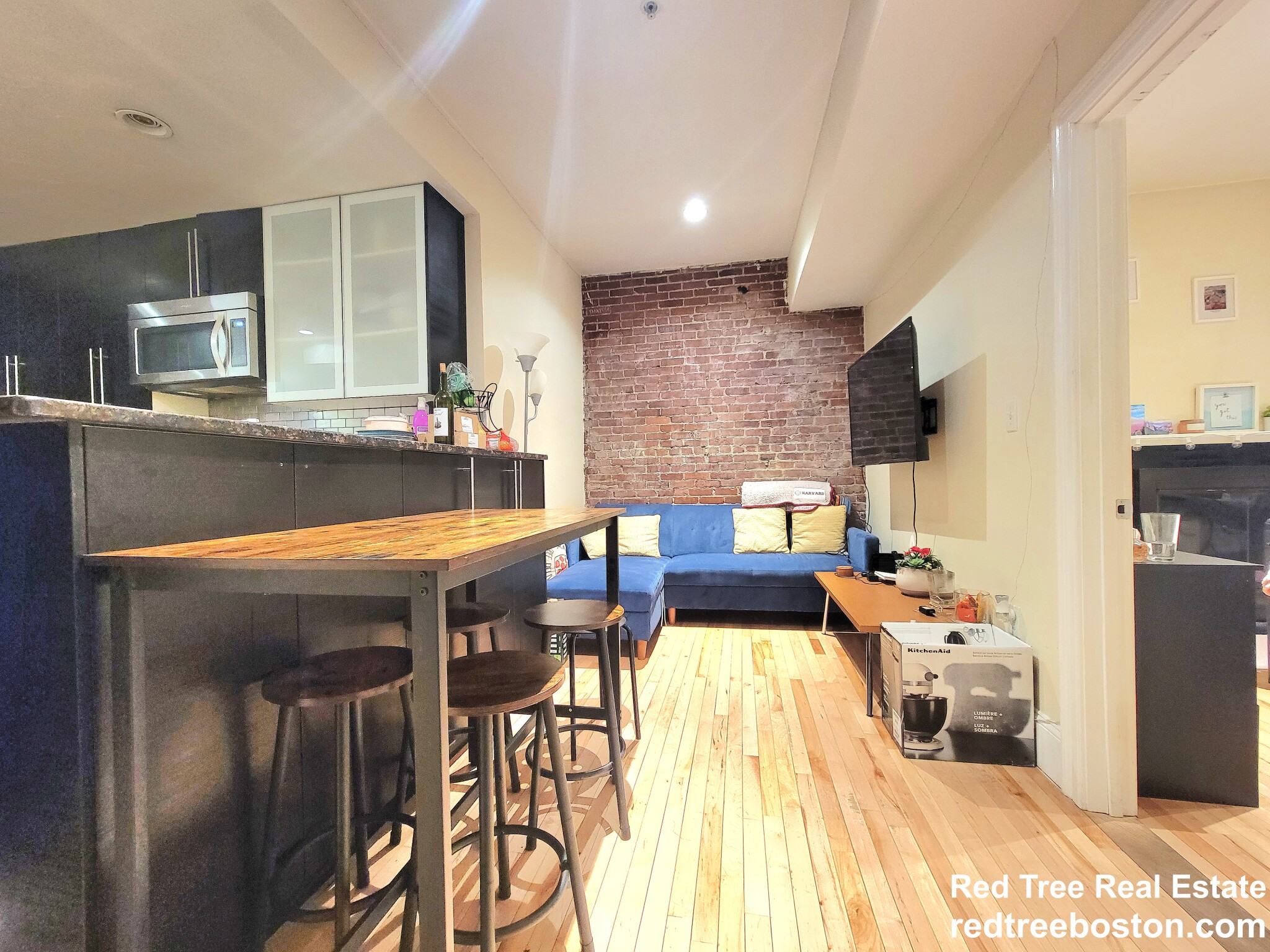 1203 Beacon St, Coolidge Corner