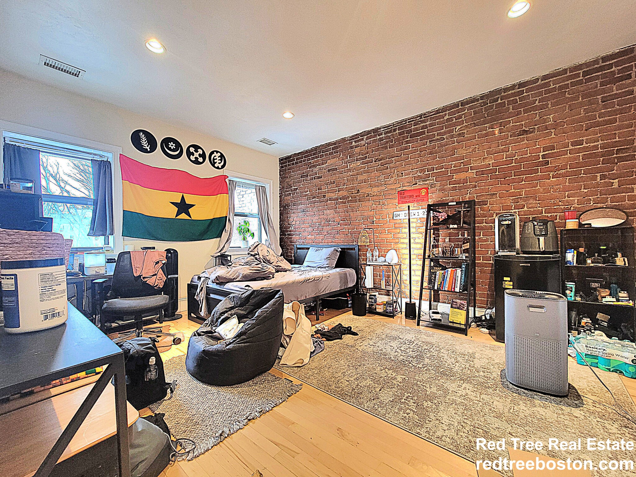 1203 Beacon St, Coolidge Corner