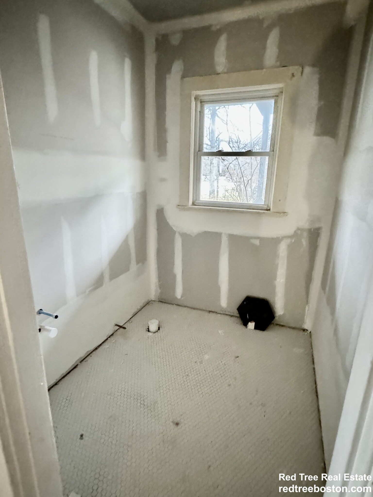 127 Eliot St, Chestnut Hill