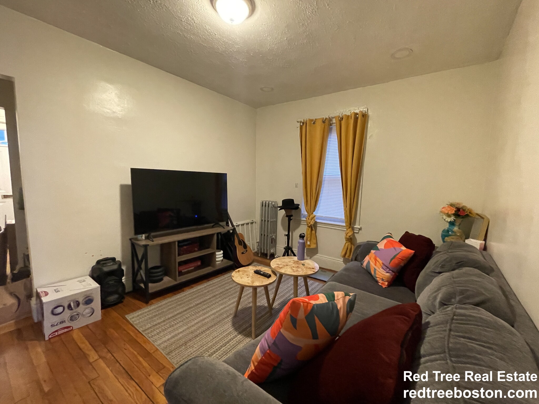 14 Logan St, Roxbury