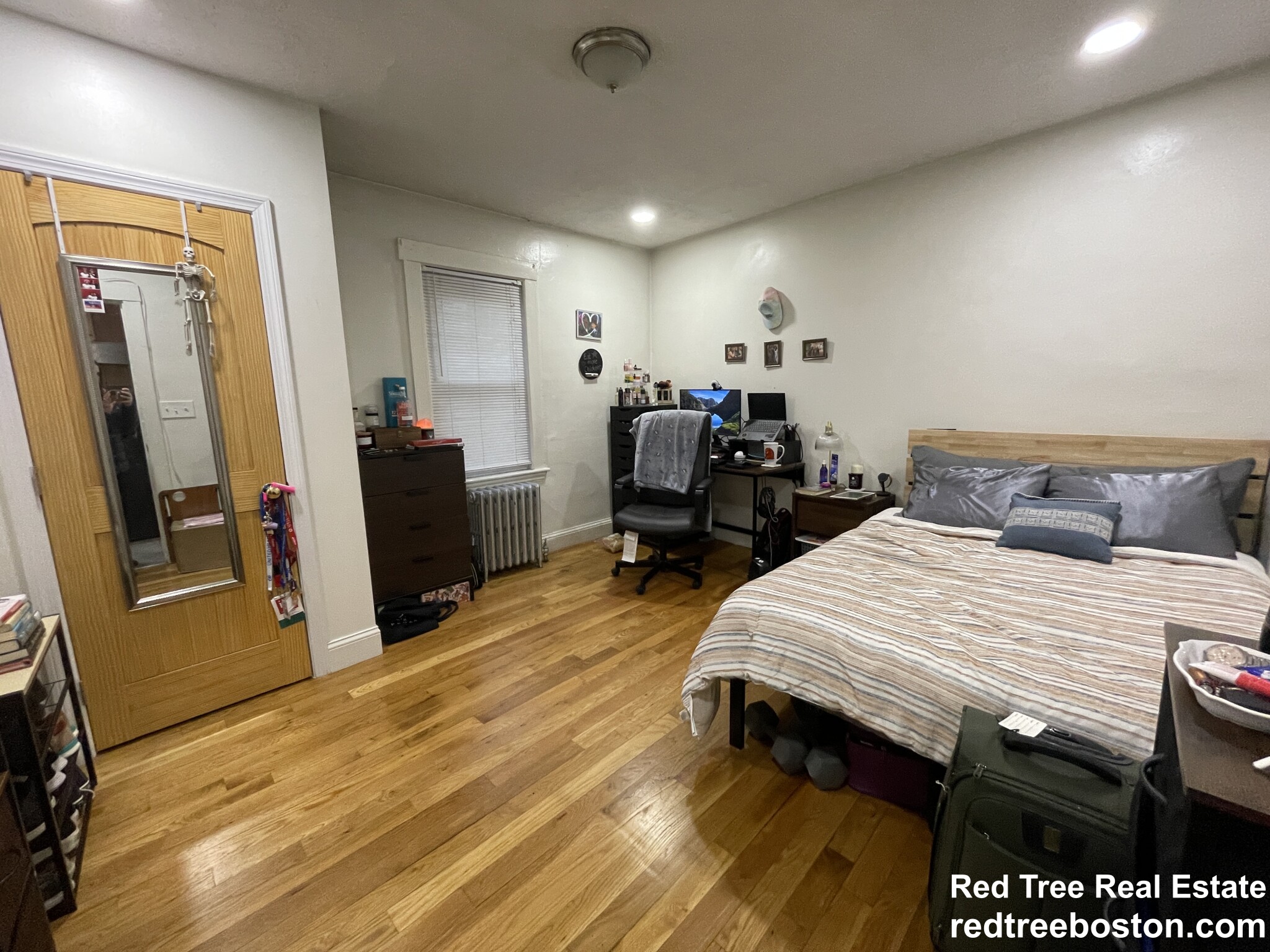 14 Logan St, Roxbury