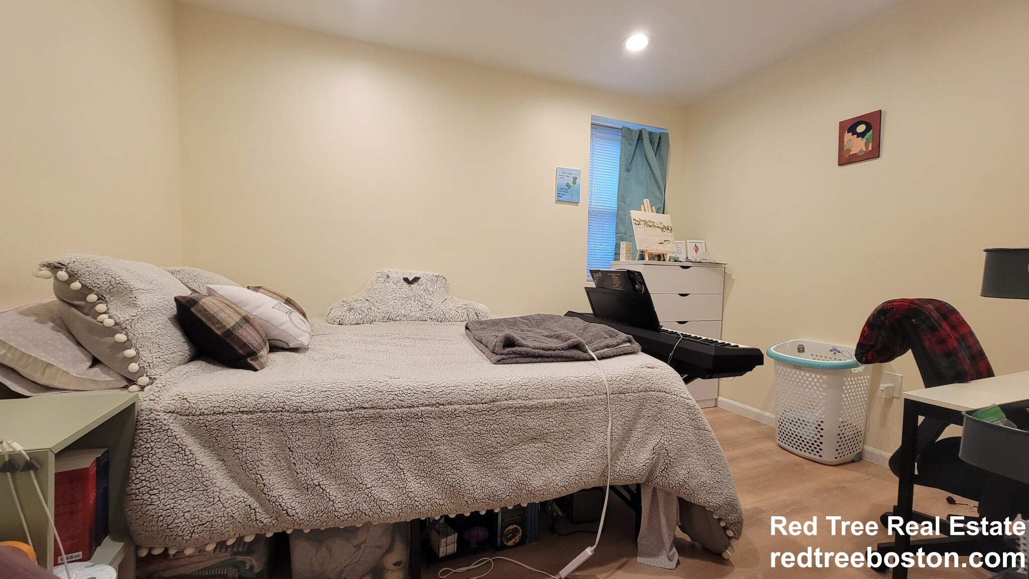 1801 Beacon St, Washington Square