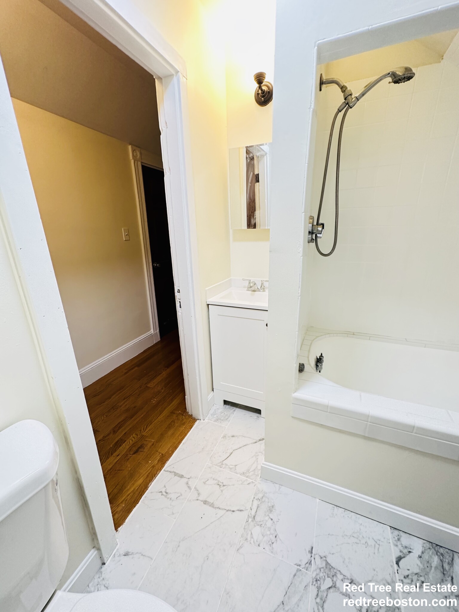 47R Creighton St, Jamaica Plain