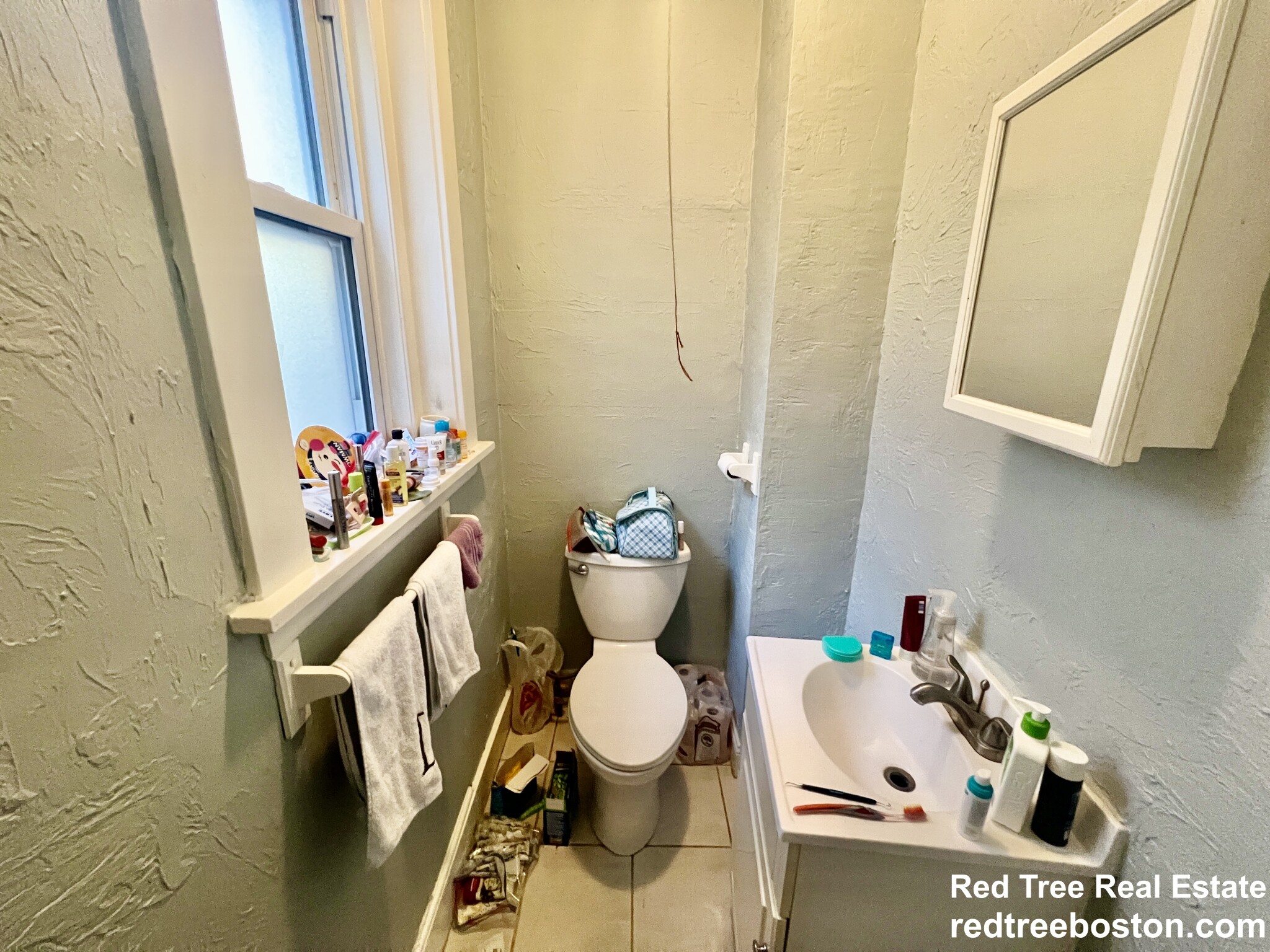 43 Boulevard Terr, Allston