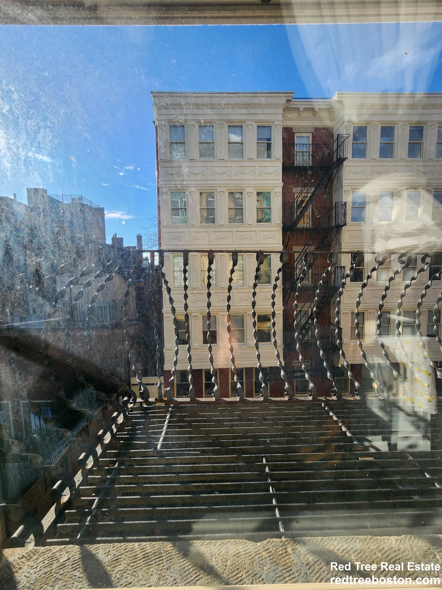 108 Myrtle, Beacon Hill