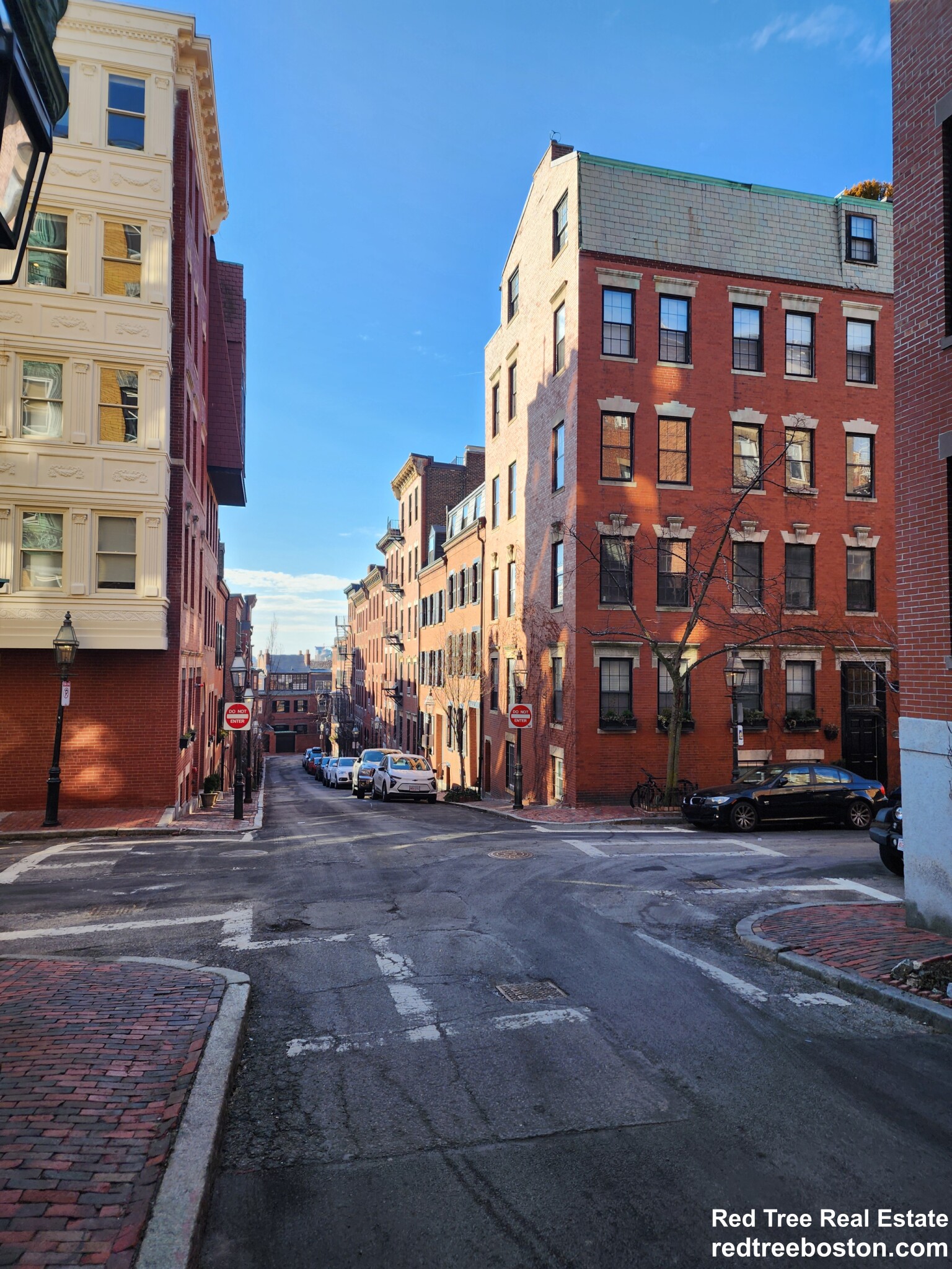 108 Myrtle, Beacon Hill