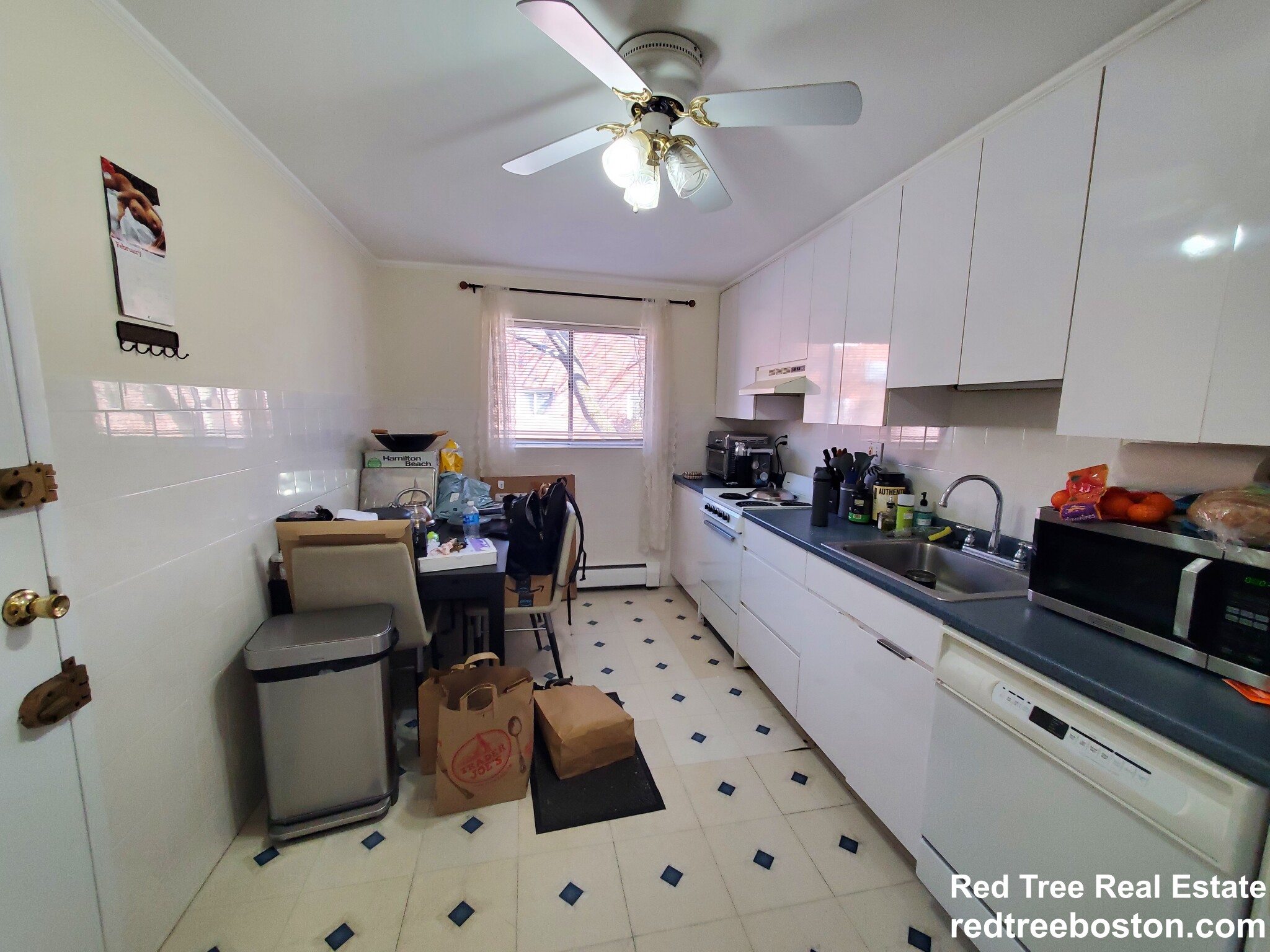 54 Bryon Rd, Chestnut Hill (Newton)