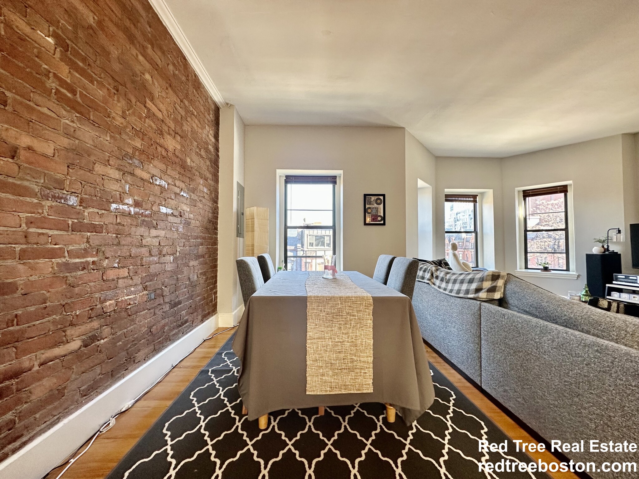 34 Gloucester St, Back Bay