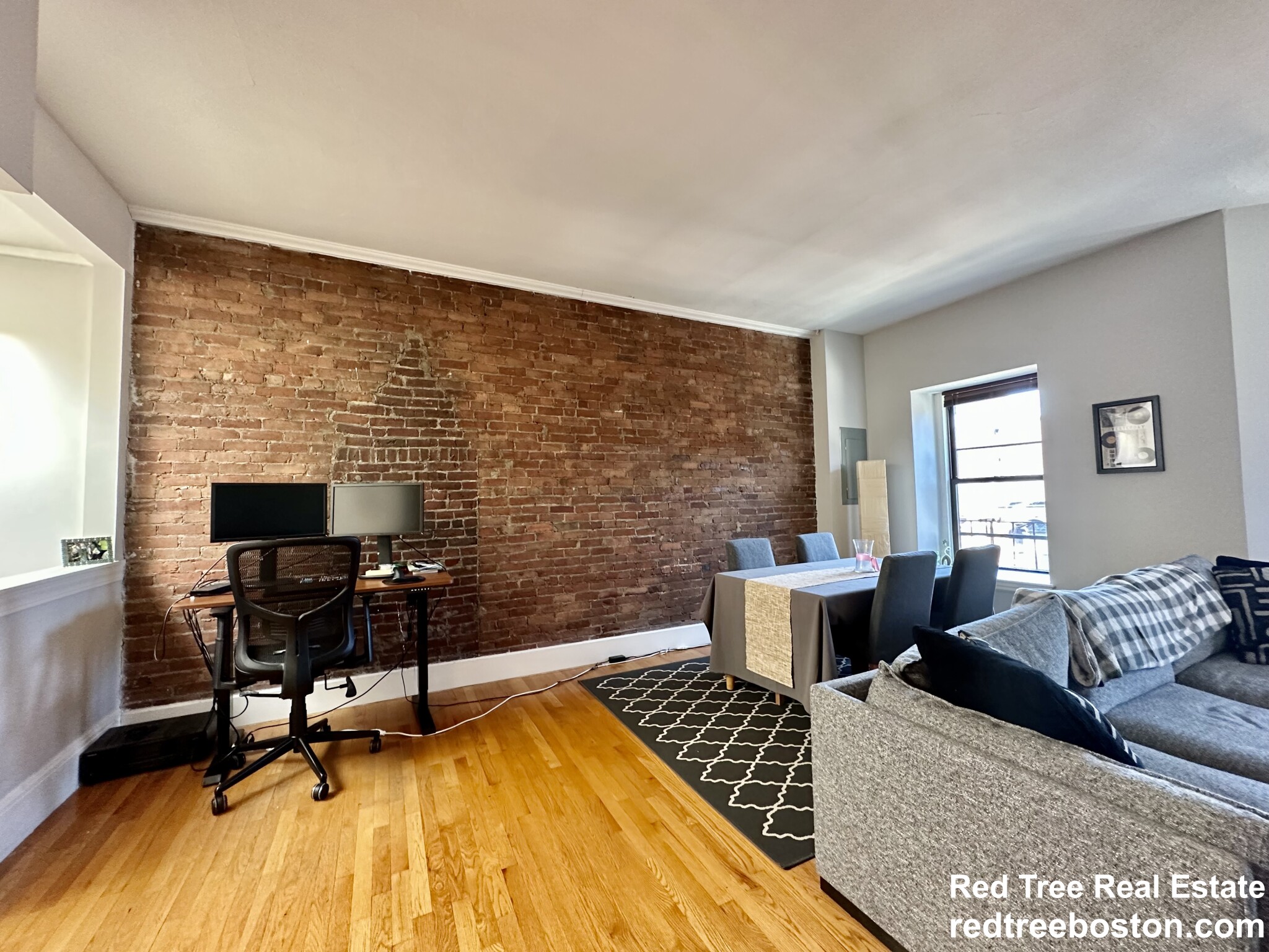 34 Gloucester St, Back Bay