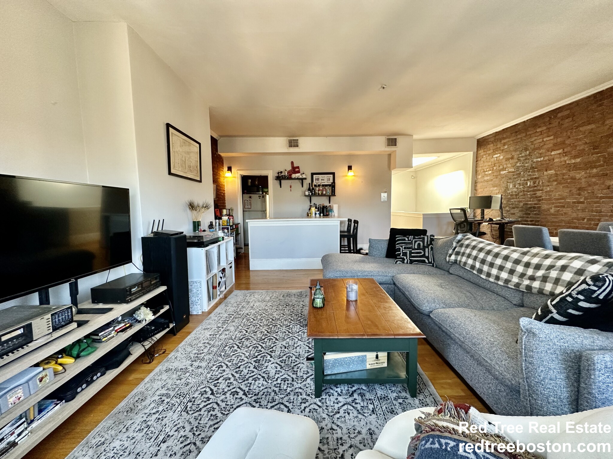 34 Gloucester St, Back Bay