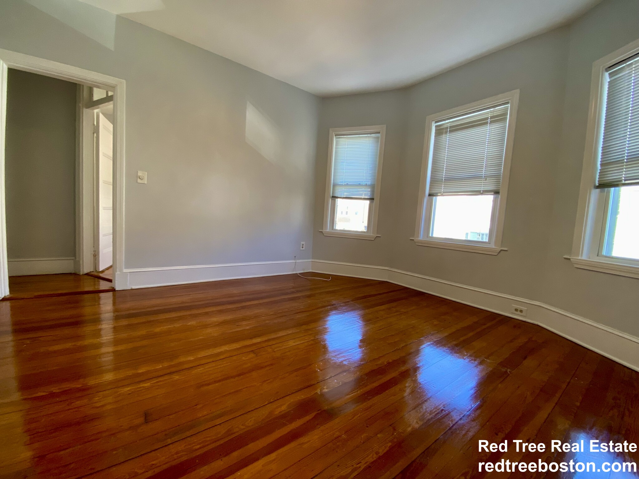 14 Dalrymple St, Jamaica Plain